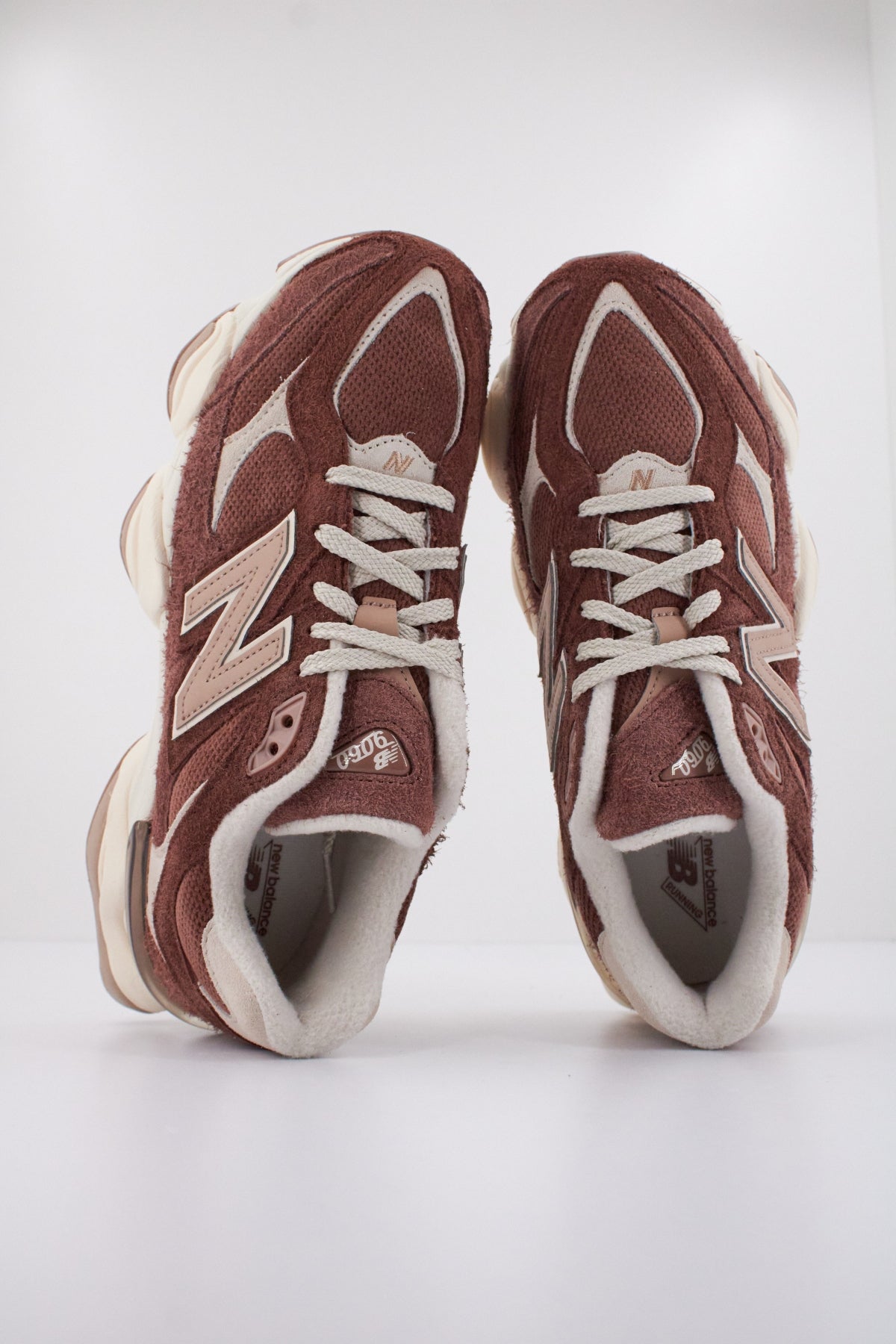 NEW BALANCE U CCC en color MARRON (3)