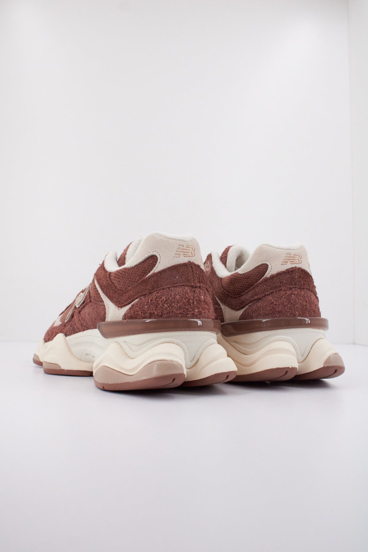 NEW BALANCE U CCC en color MARRON (4)