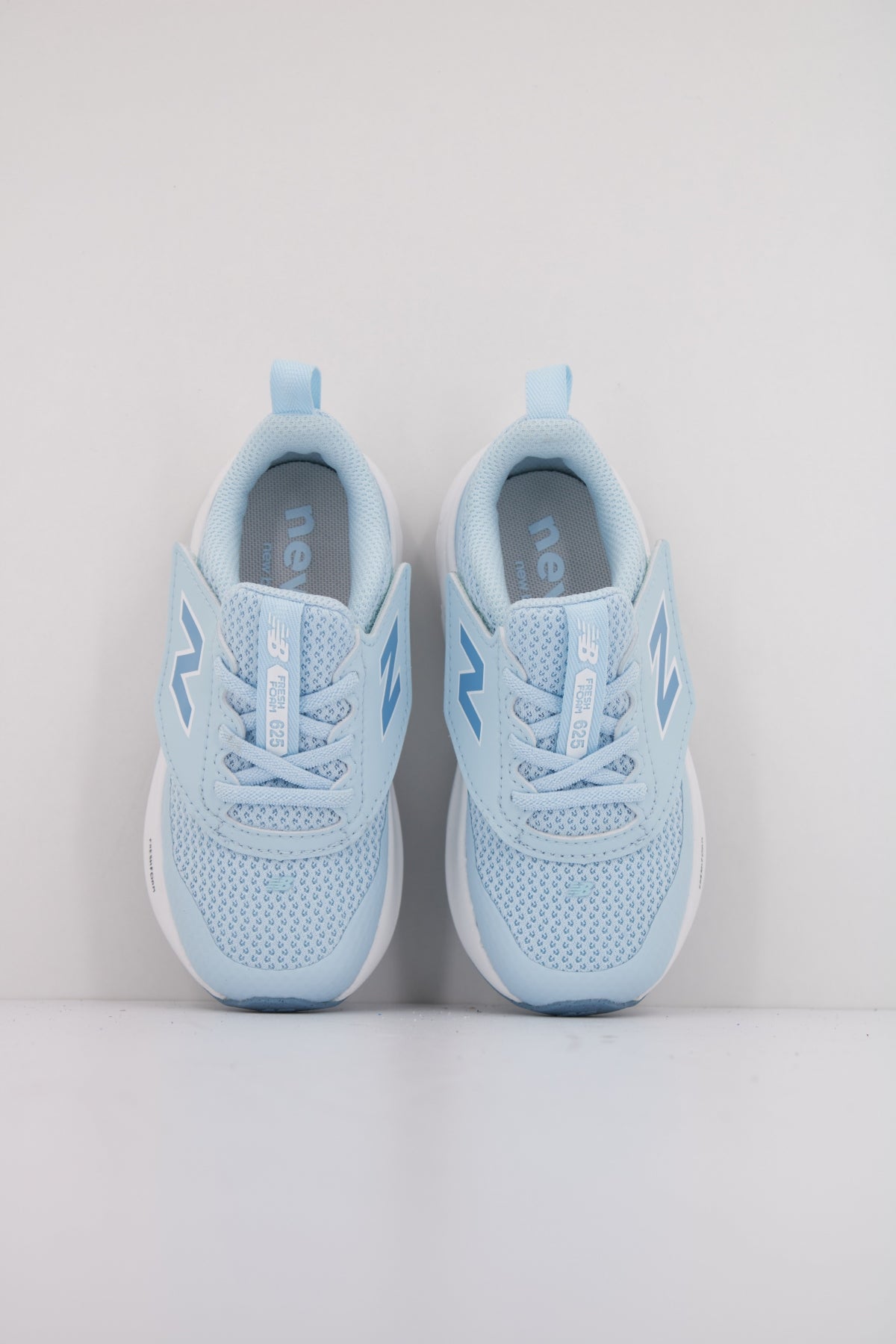 NEW BALANCE NW en color AZUL (3)