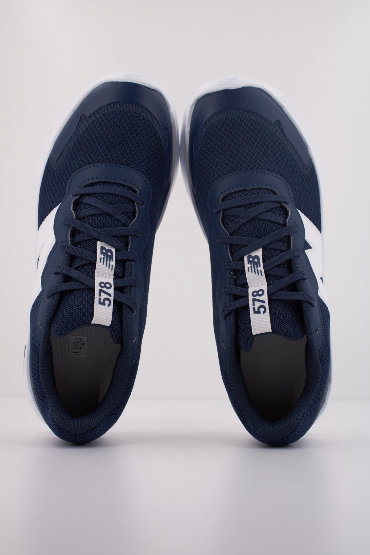 NEW BALANCE GK en color AZUL (3)
