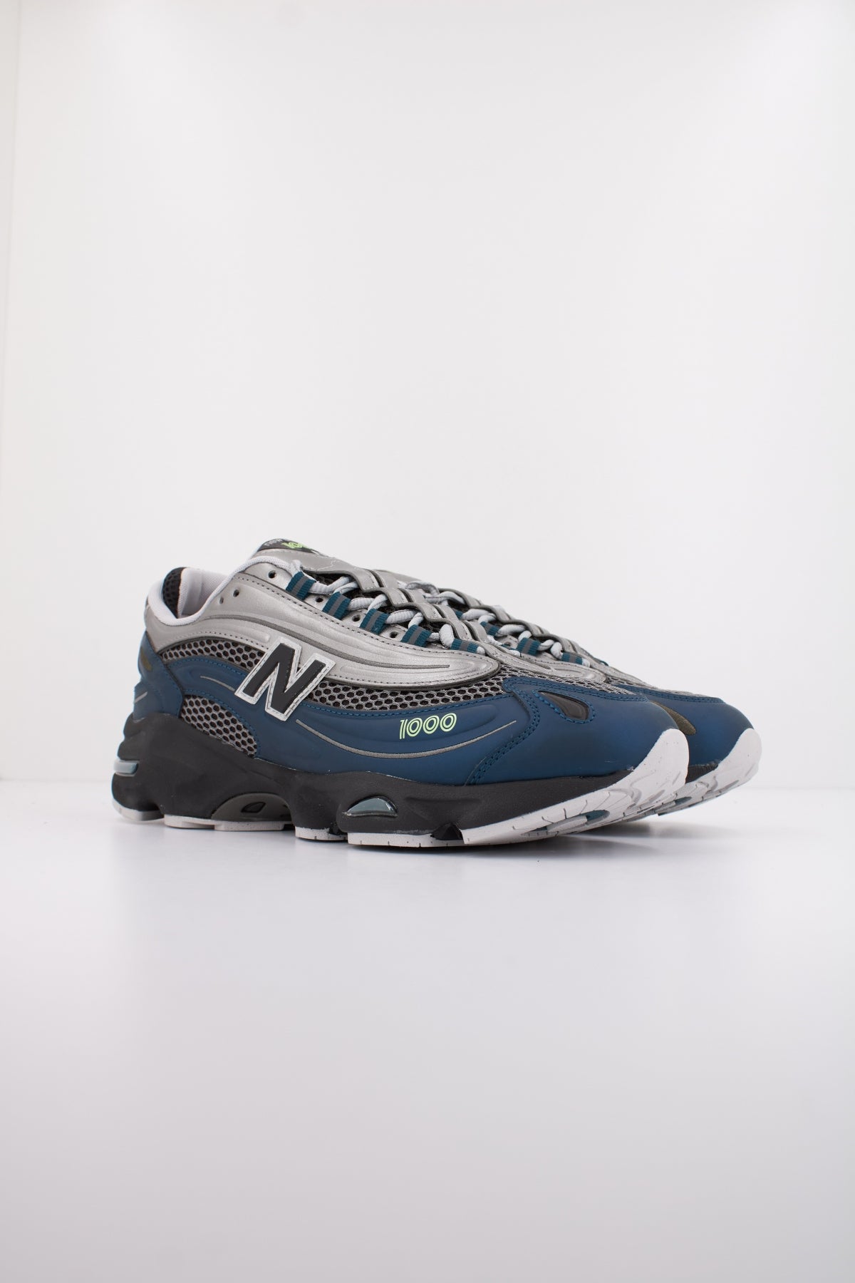 NEW BALANCE M en color AZUL (2)