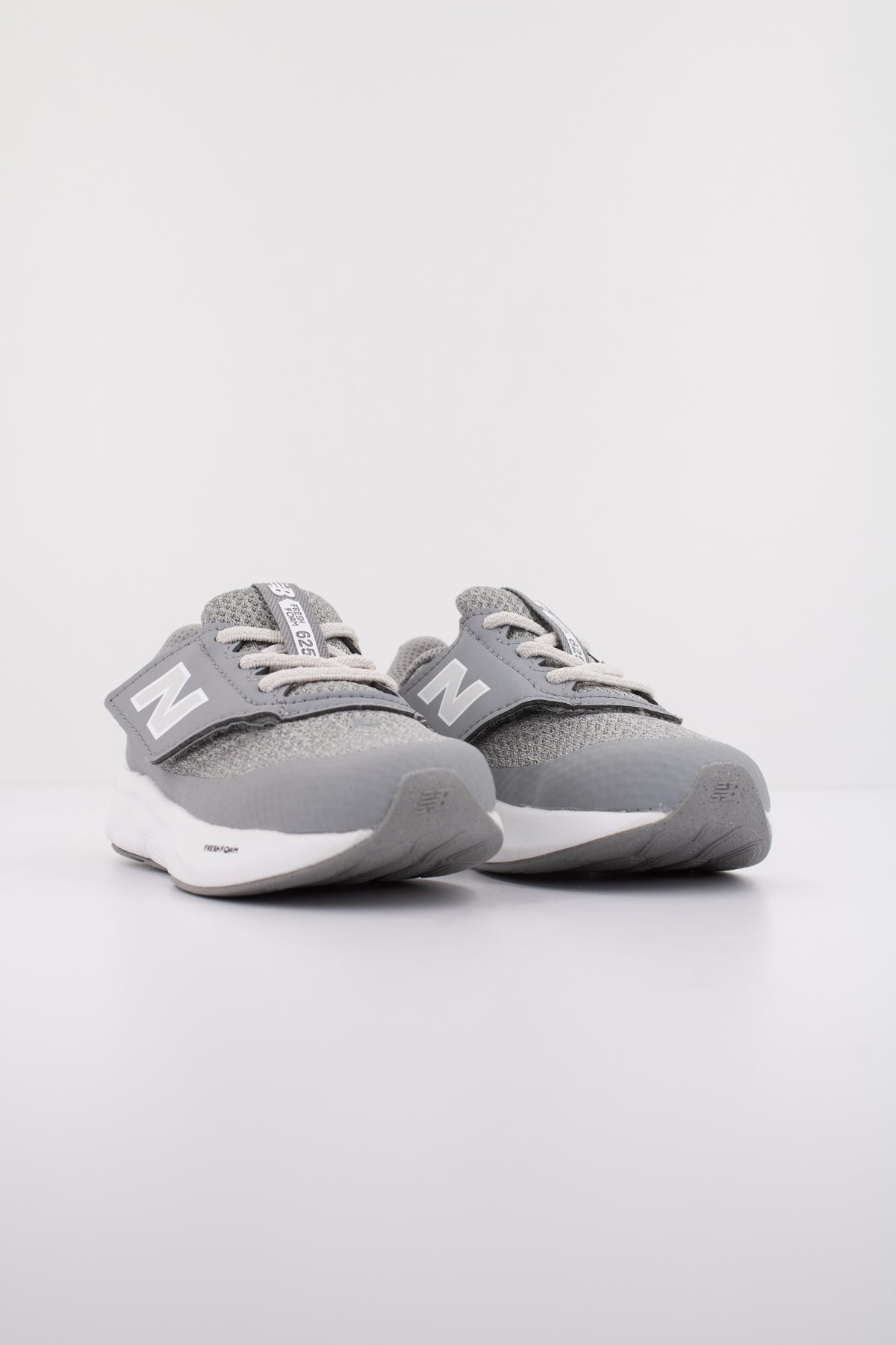 NEW BALANCE NW ED en color GRIS (2)
