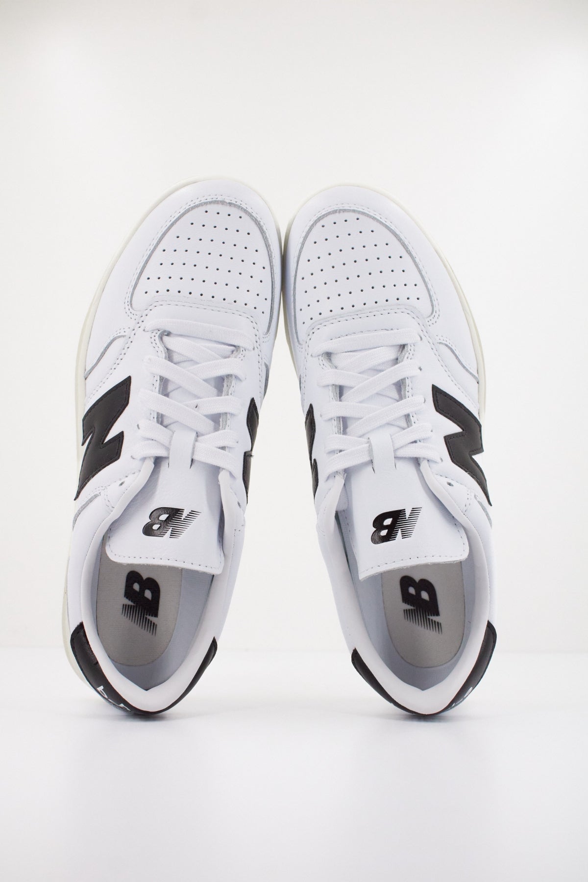NEW BALANCE CT CLA en color BLANCO (3)