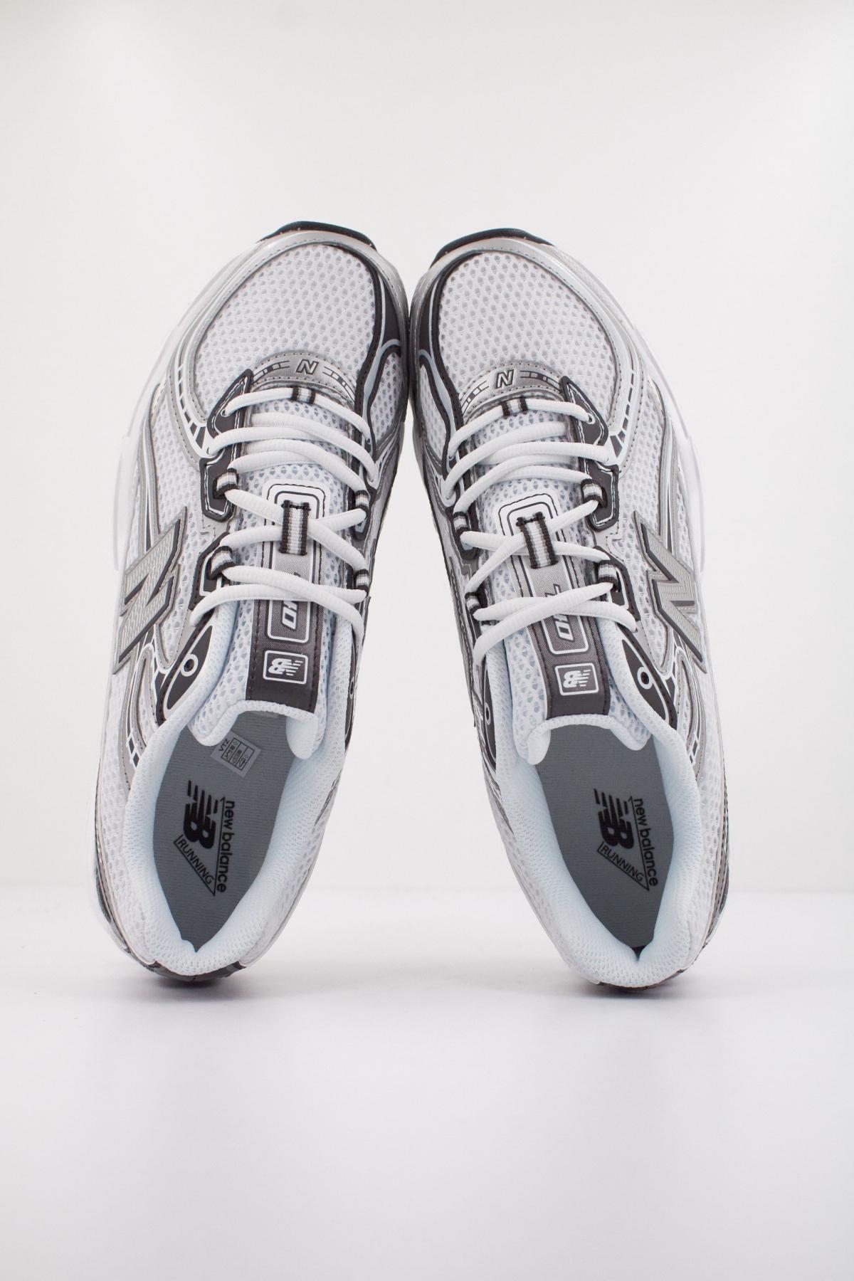 NEW BALANCE U PH en color BLANCO (3)