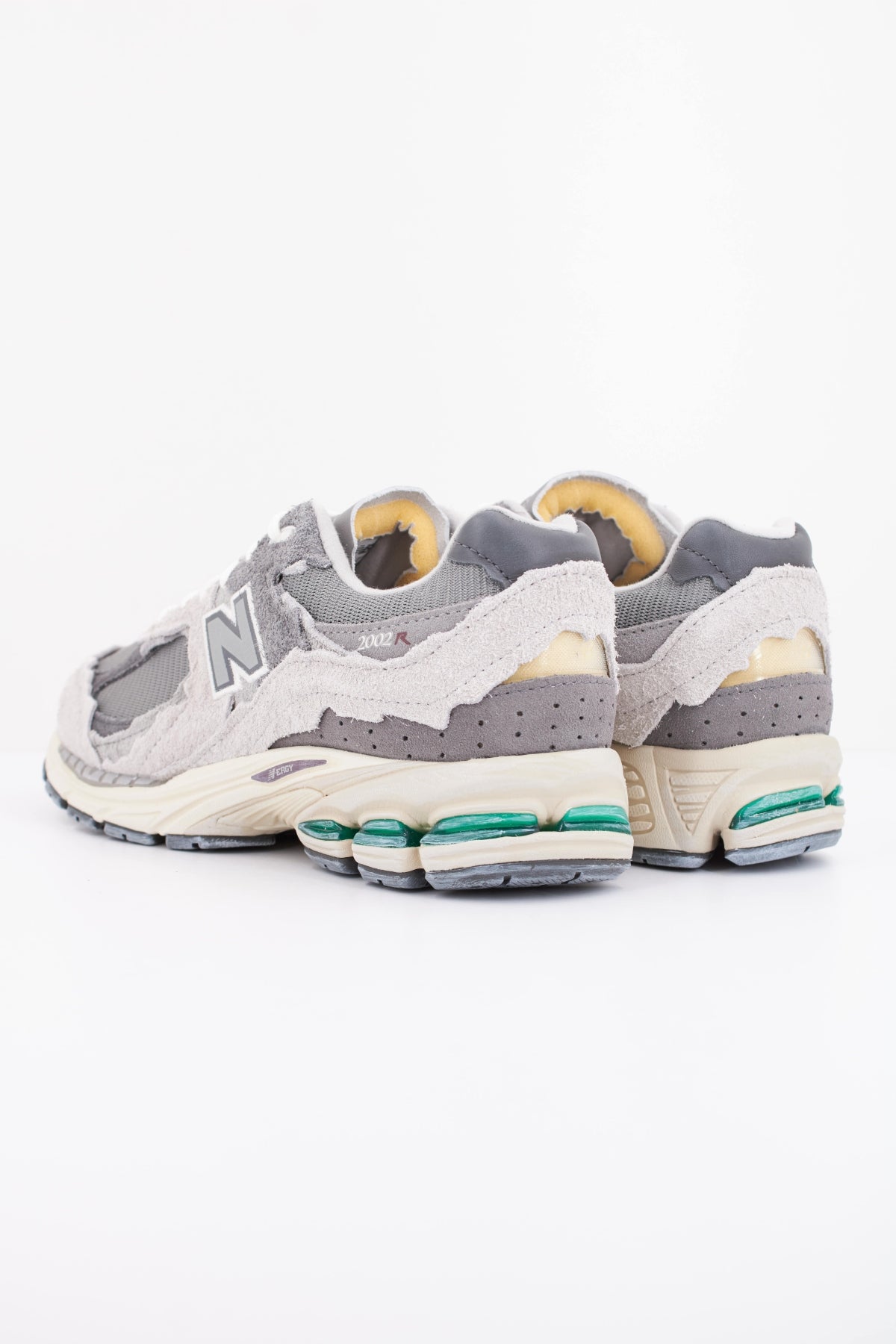 NEW BALANCE M en color GRIS (4)