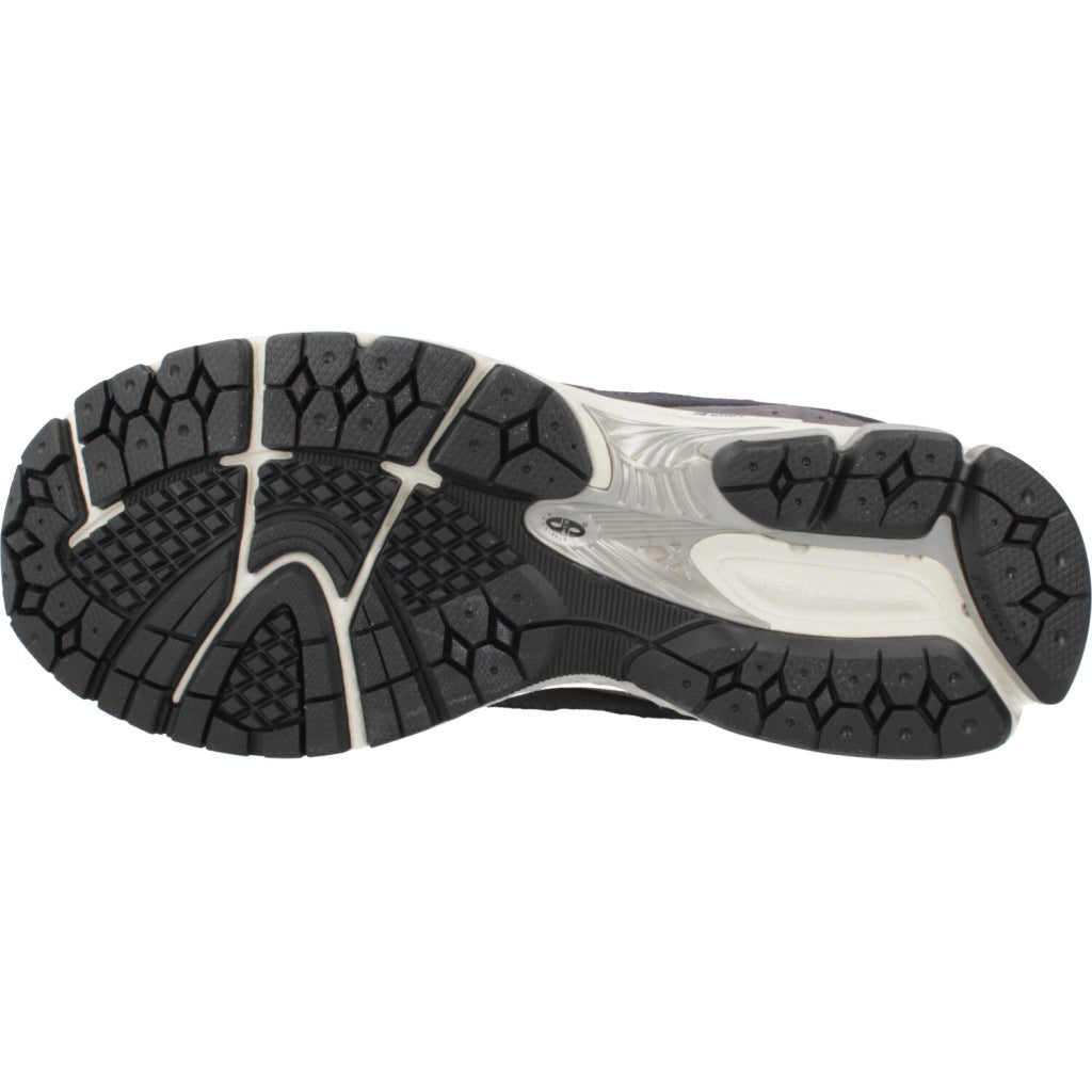 NEW BALANCE M RSF en color GRIS (7)