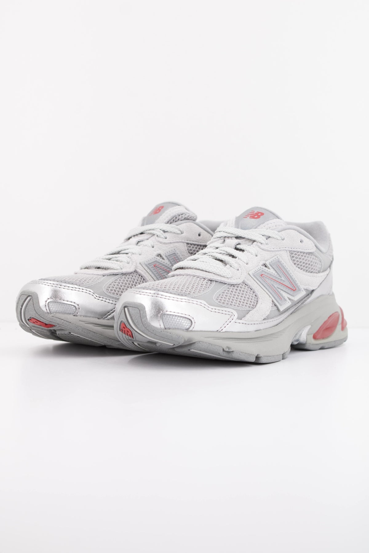 NEW BALANCE U en color GRIS (2)