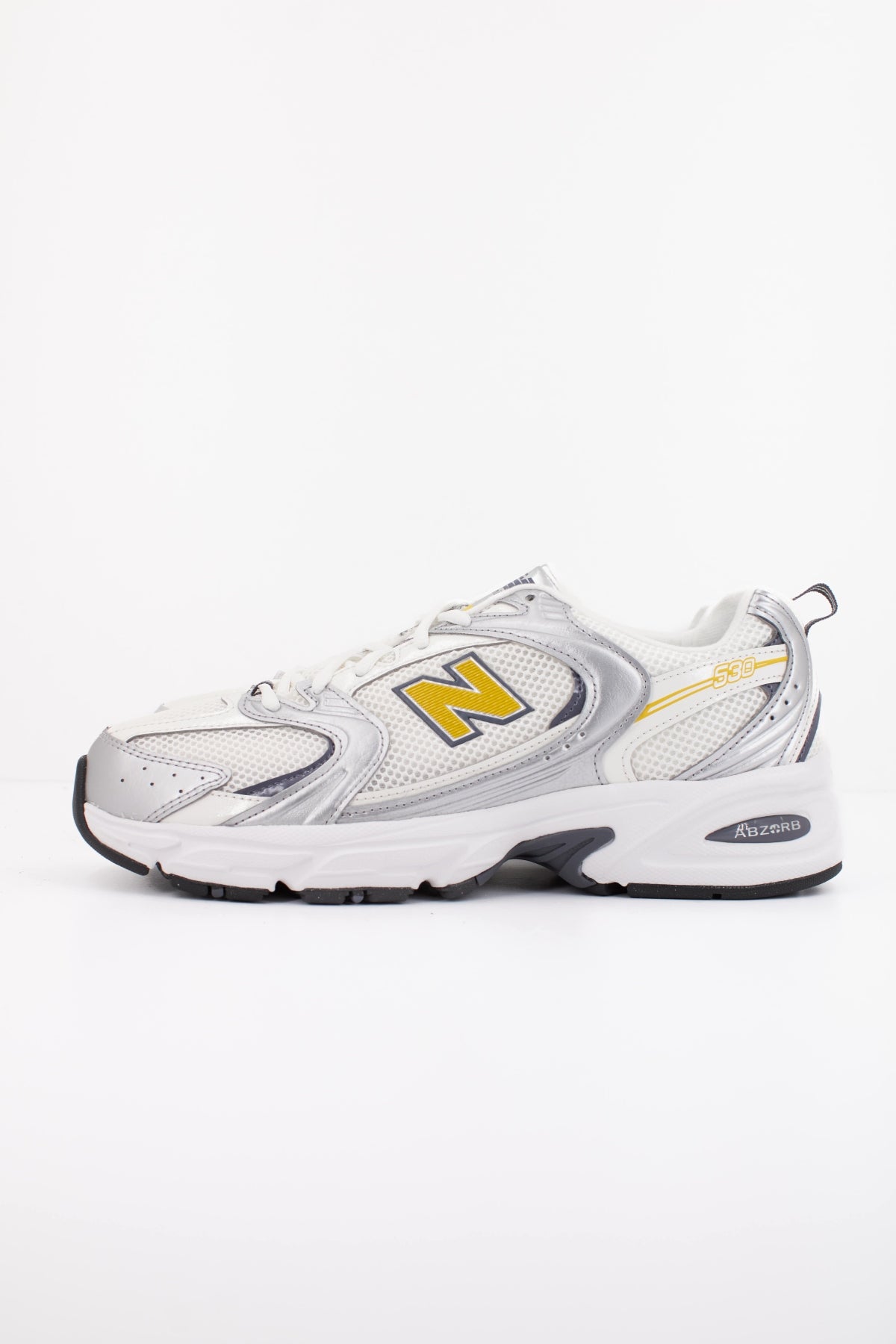 NEW BALANCE U en color BLANCO (1)