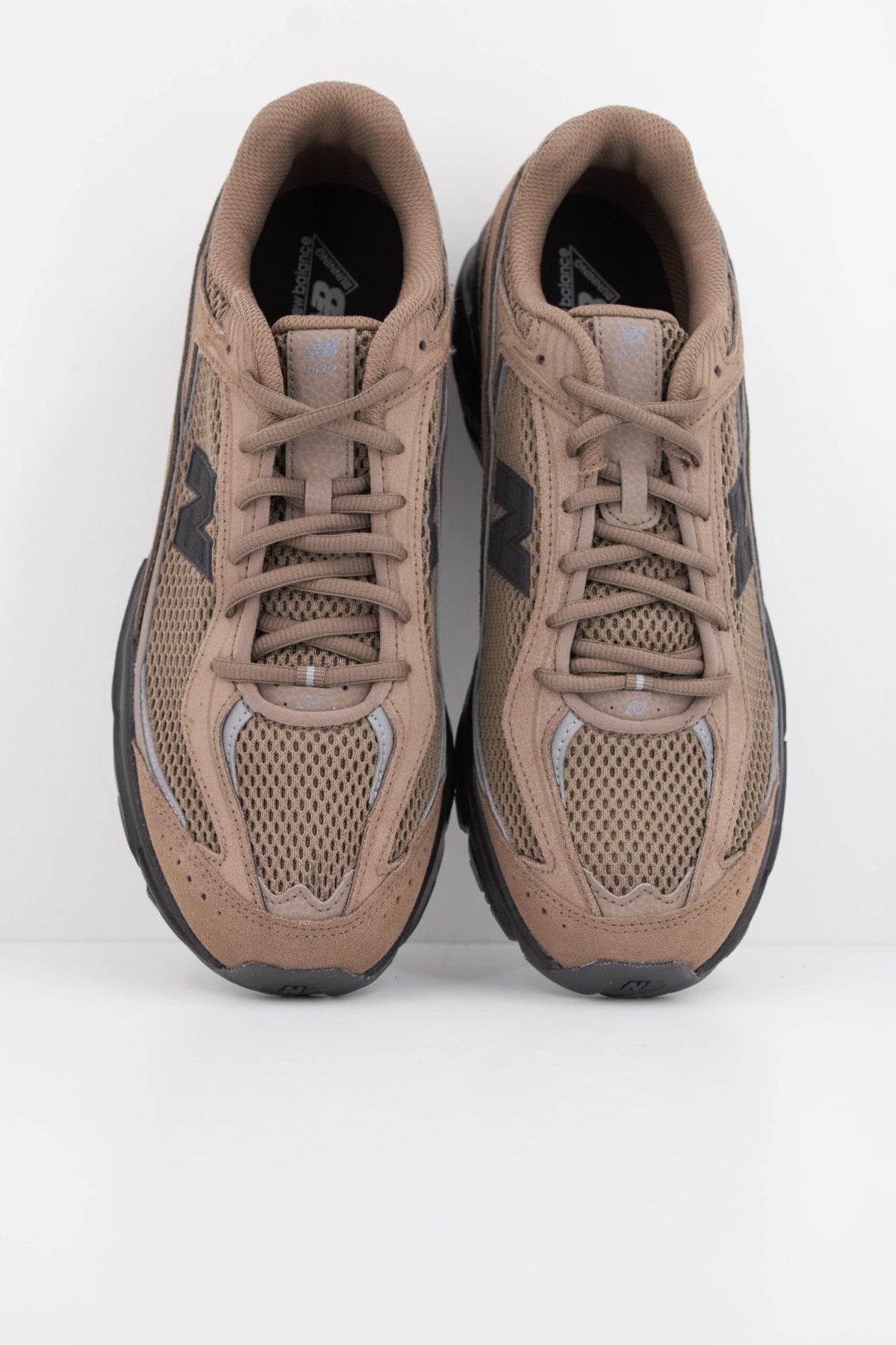 NEW BALANCE U en color VERDE (3)