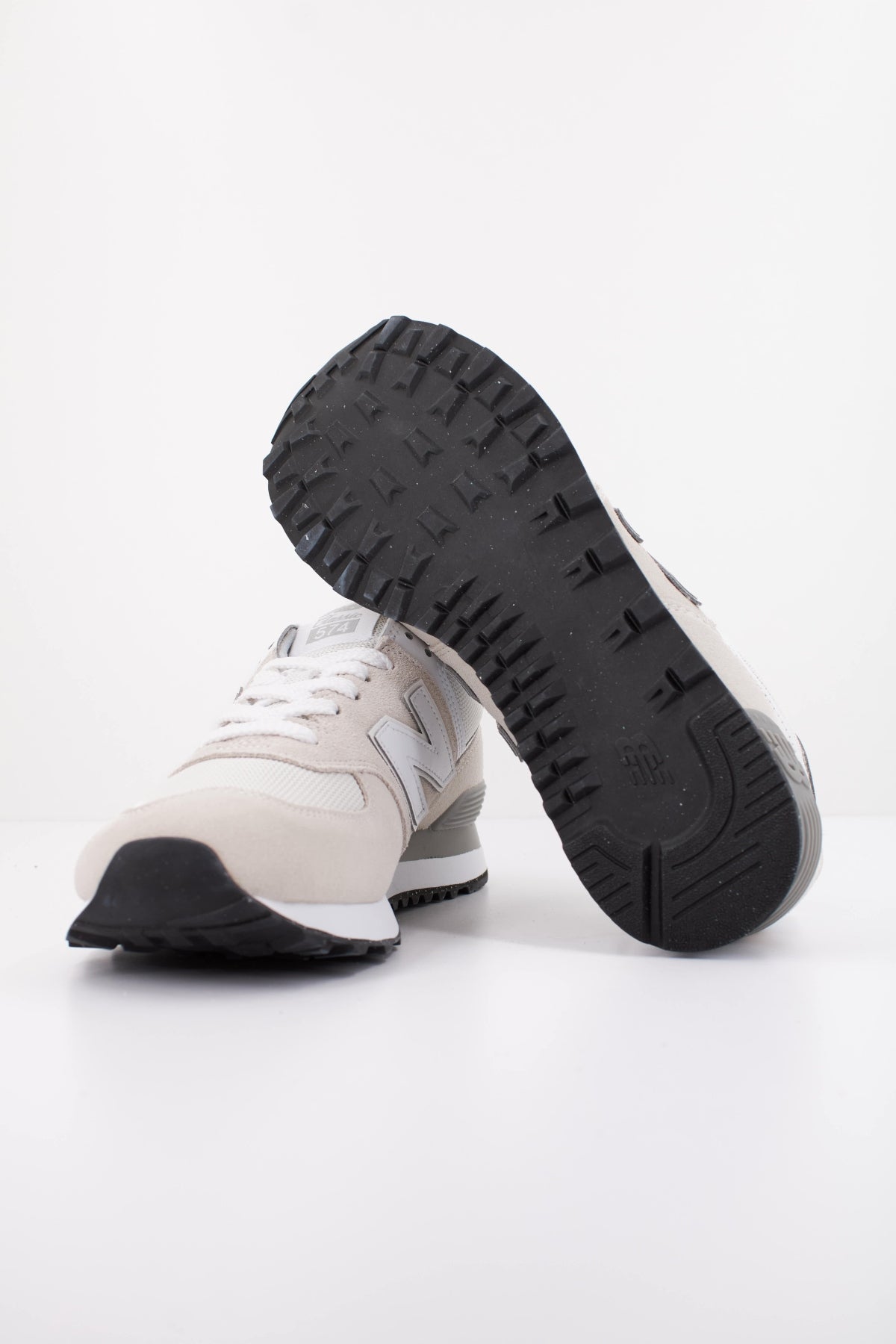 NEW BALANCE ML en color BEIS (5)
