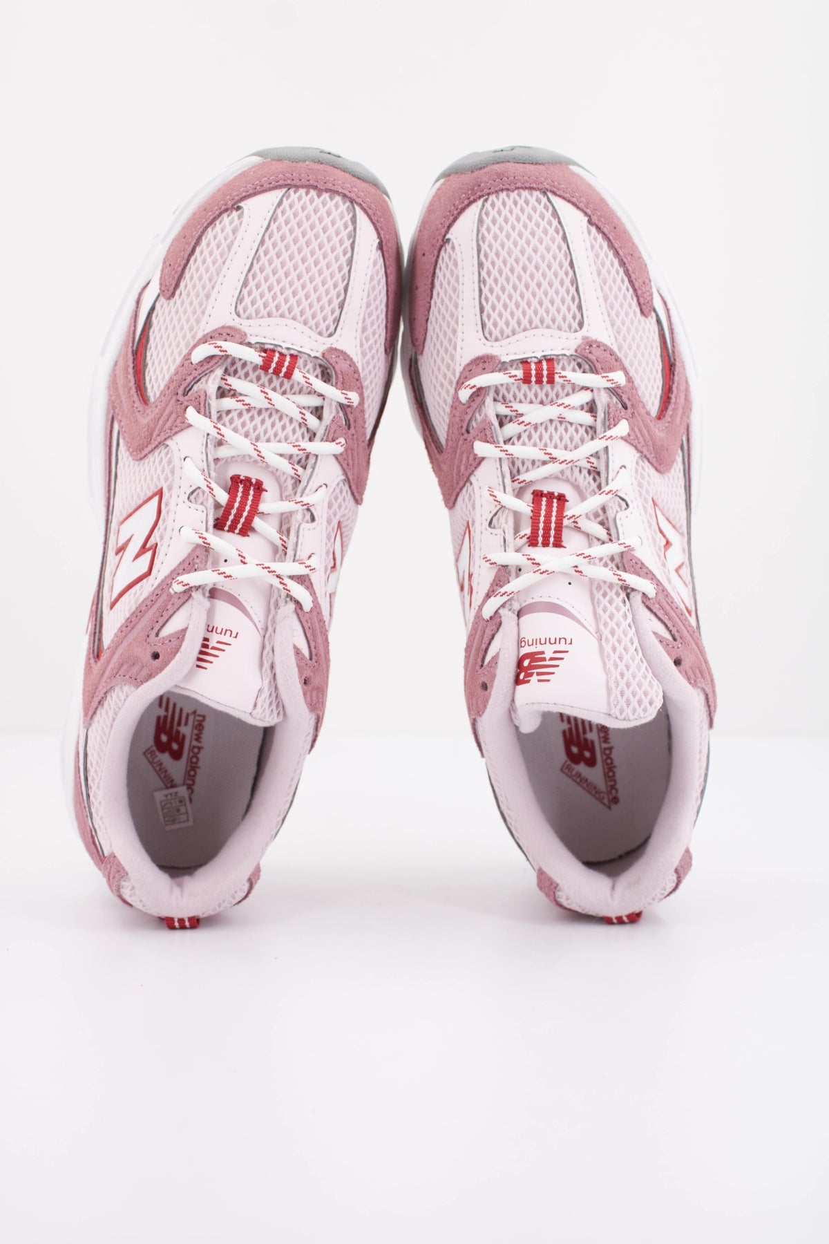 NEW BALANCE U en color ROSA (3)
