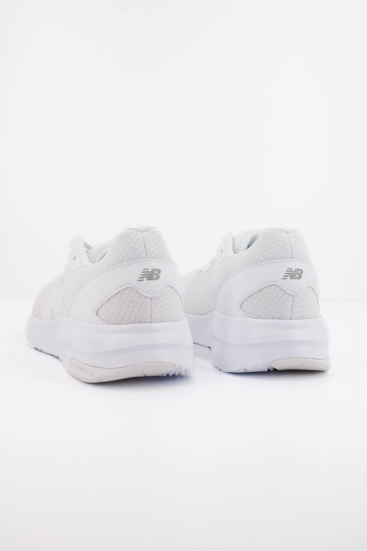 NEW BALANCE GK en color BLANCO (4)