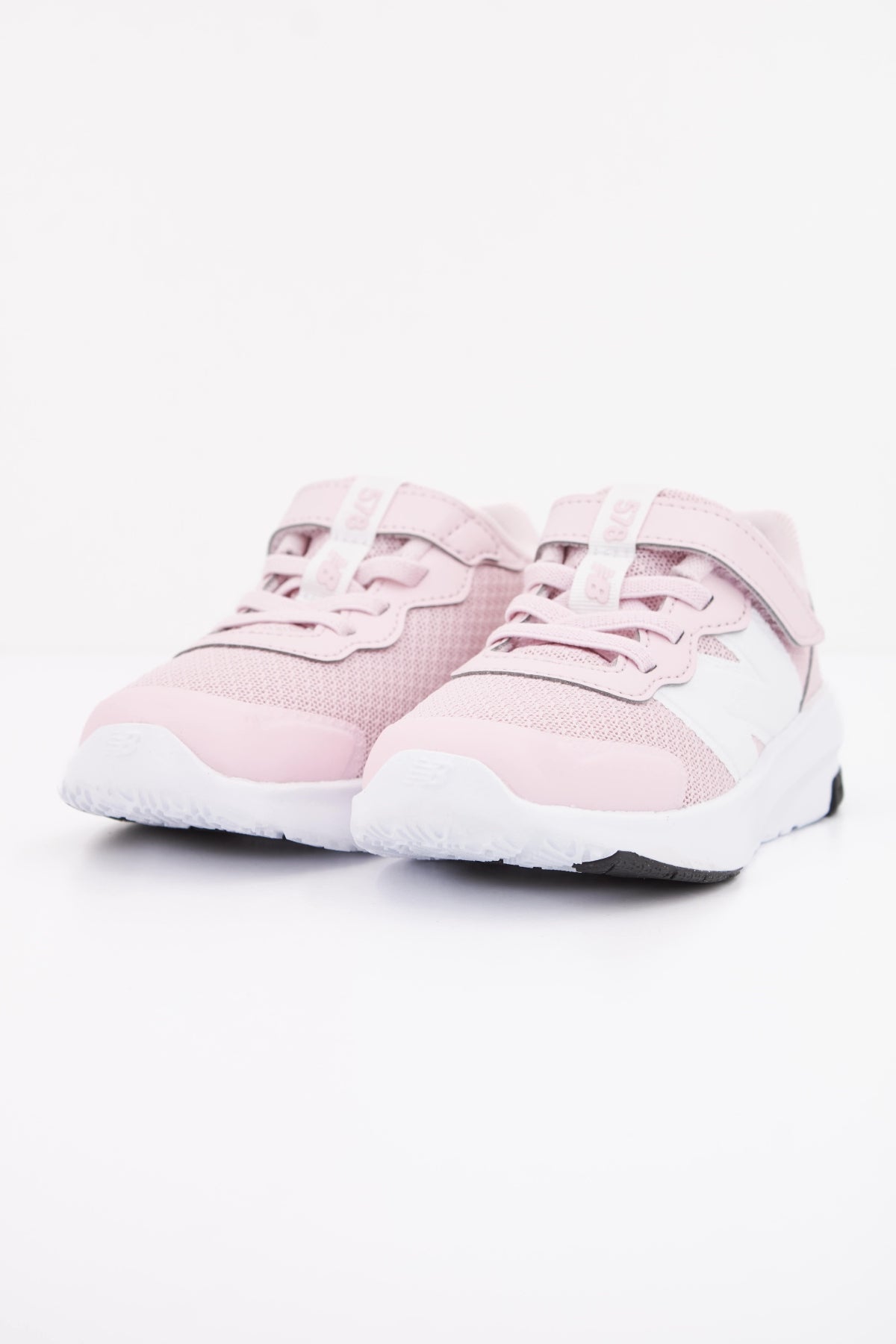 NEW BALANCE IT en color ROSA (2)