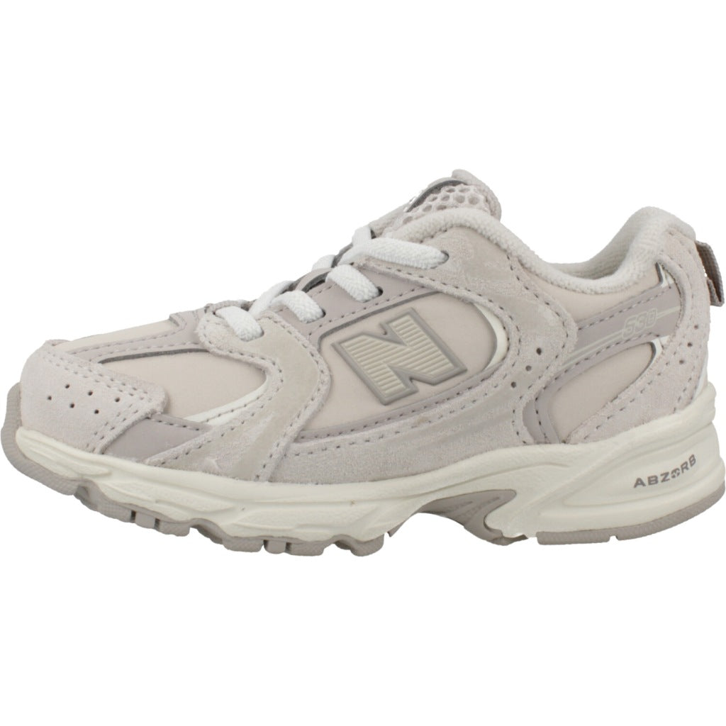 NEW BALANCE IZ en color GRIS (2)