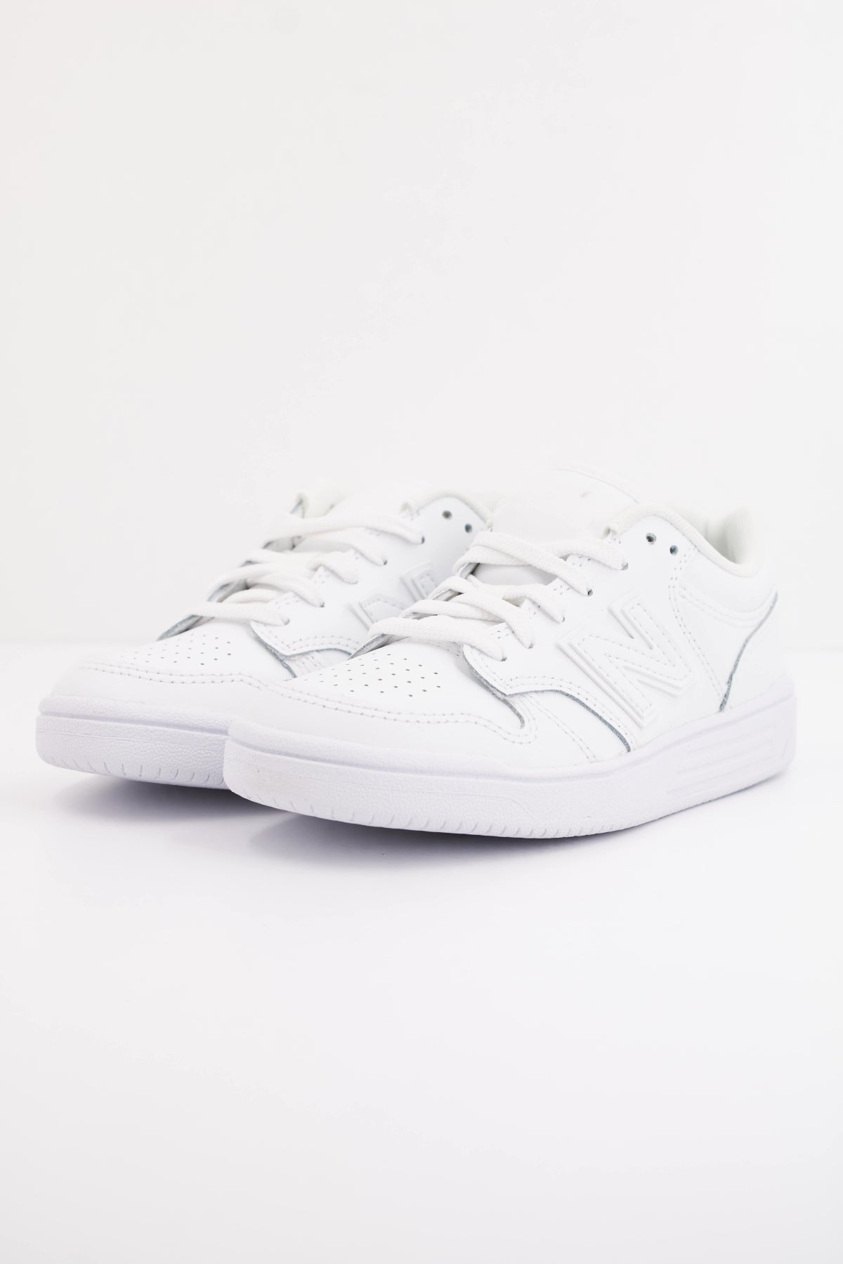 NEW BALANCE PSB en color BLANCO (2)