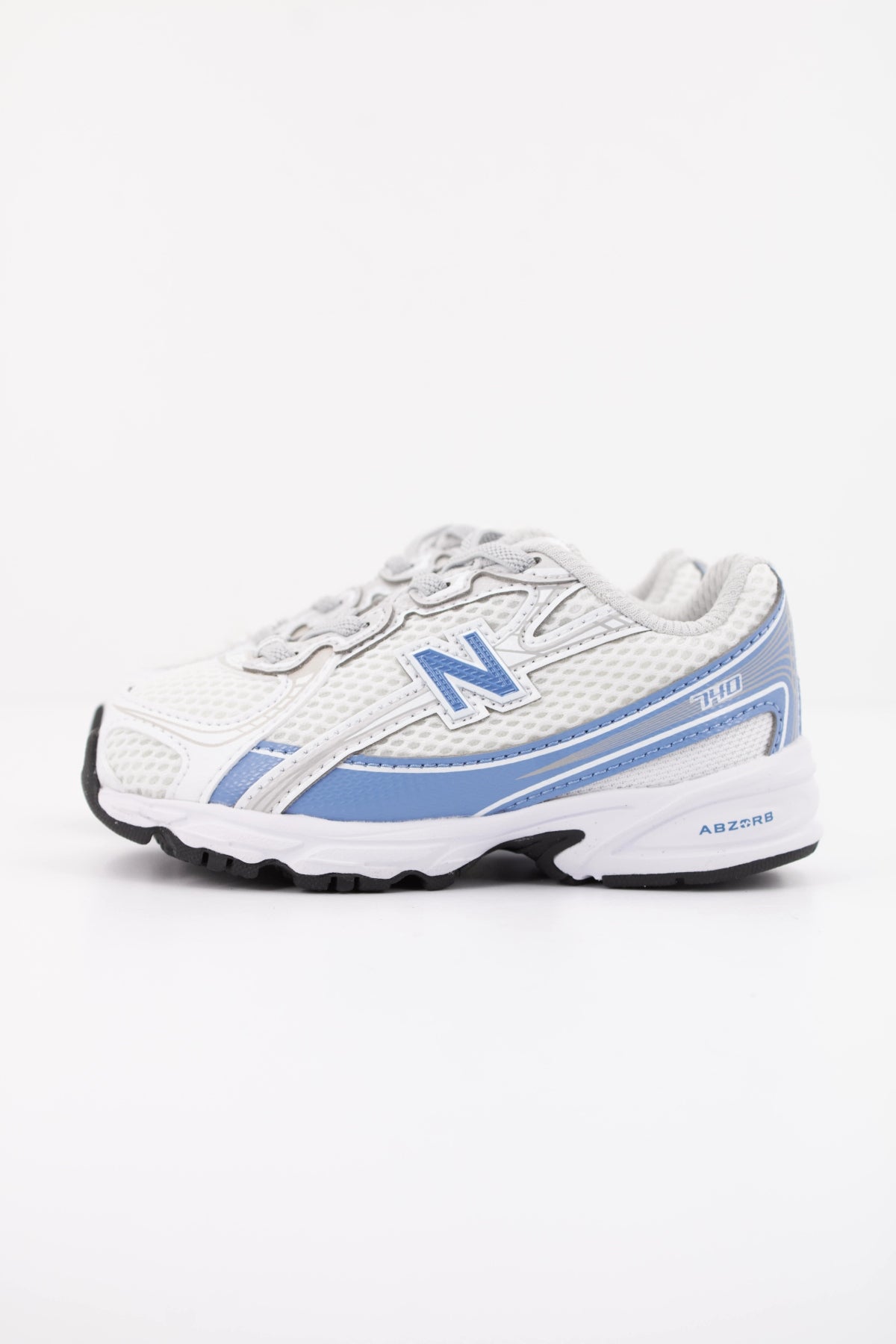NEW BALANCE I VA en color BLANCO (1)