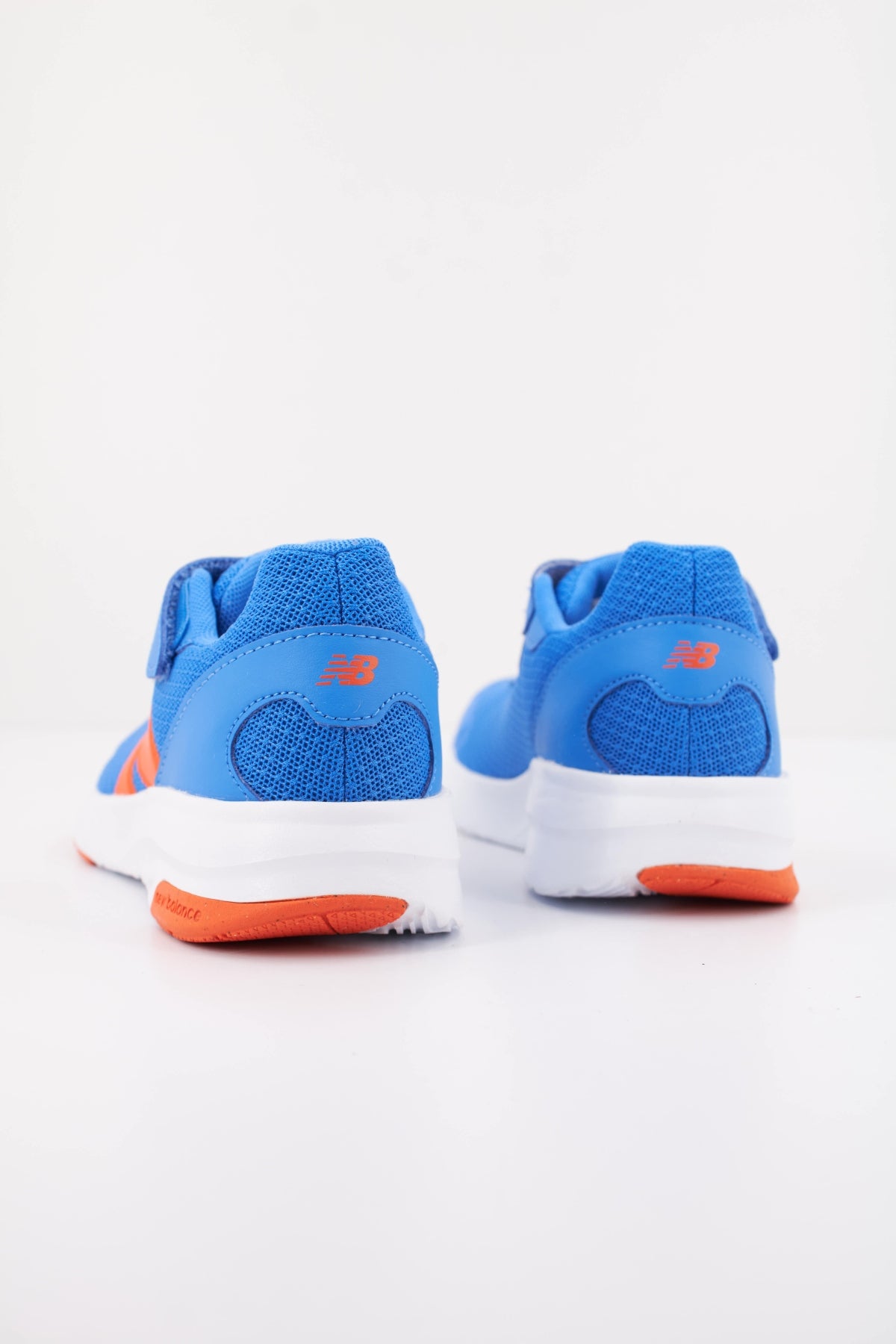 NEW BALANCE P X en color AZUL (4)