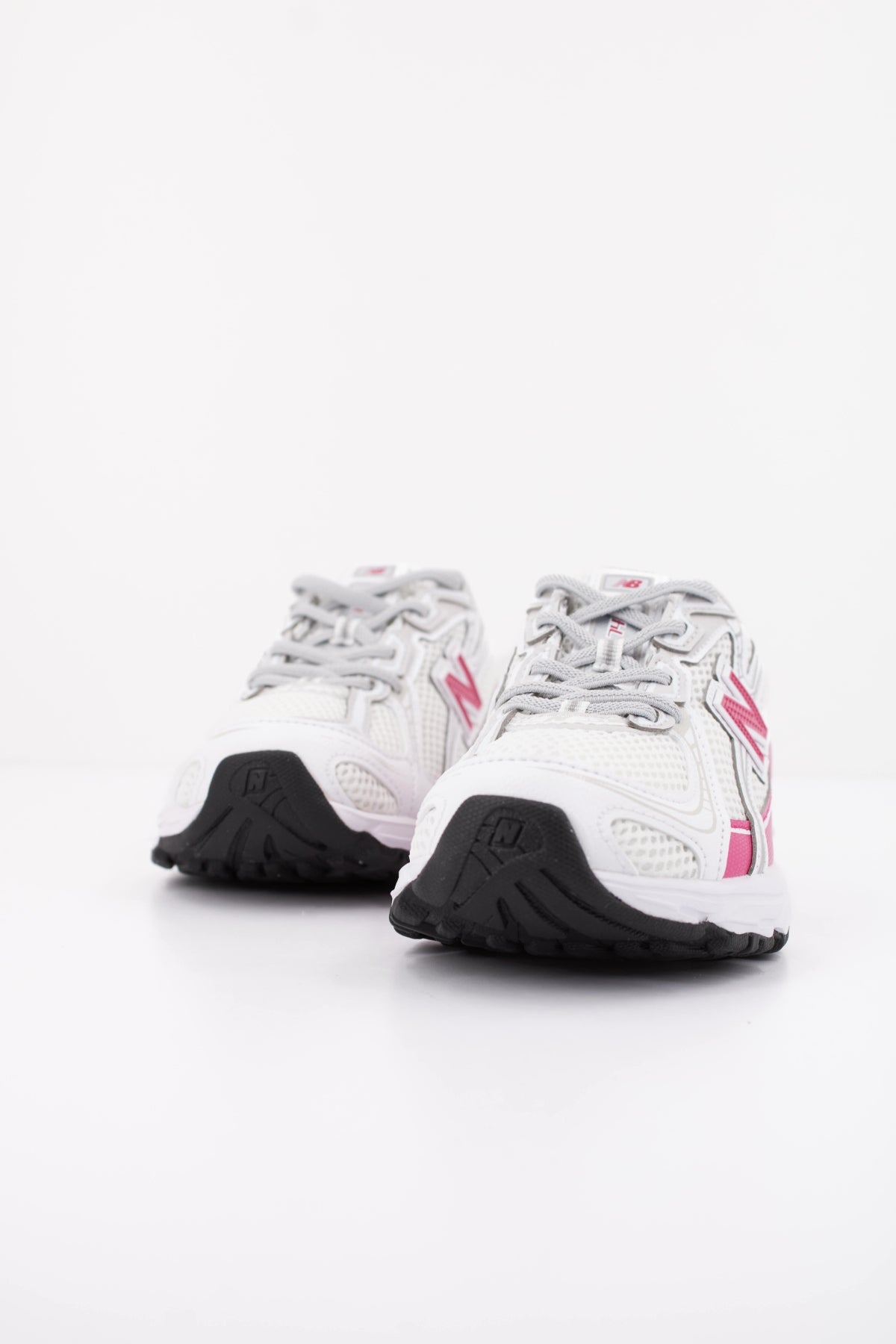 NEW BALANCE P en color BLANCO (2)