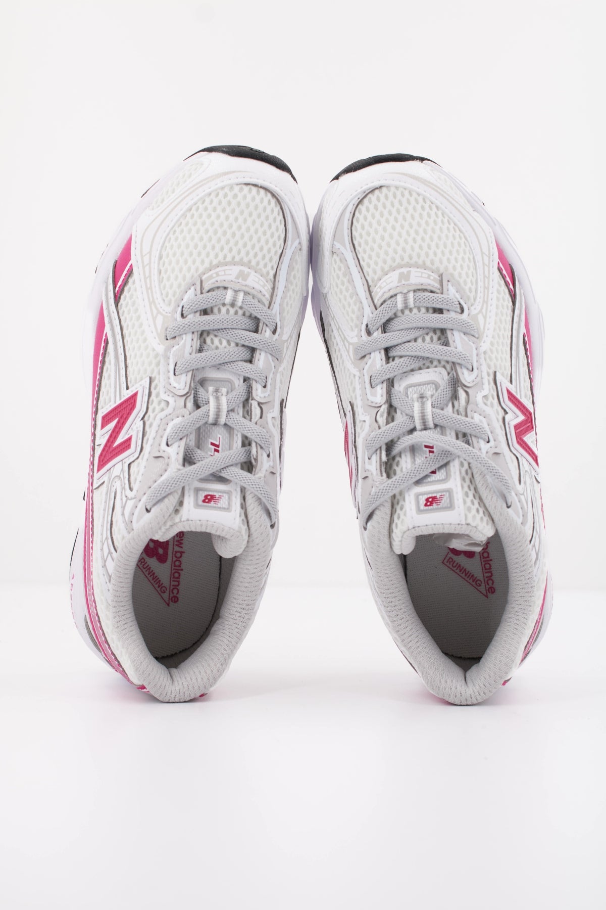 NEW BALANCE P en color BLANCO (3)