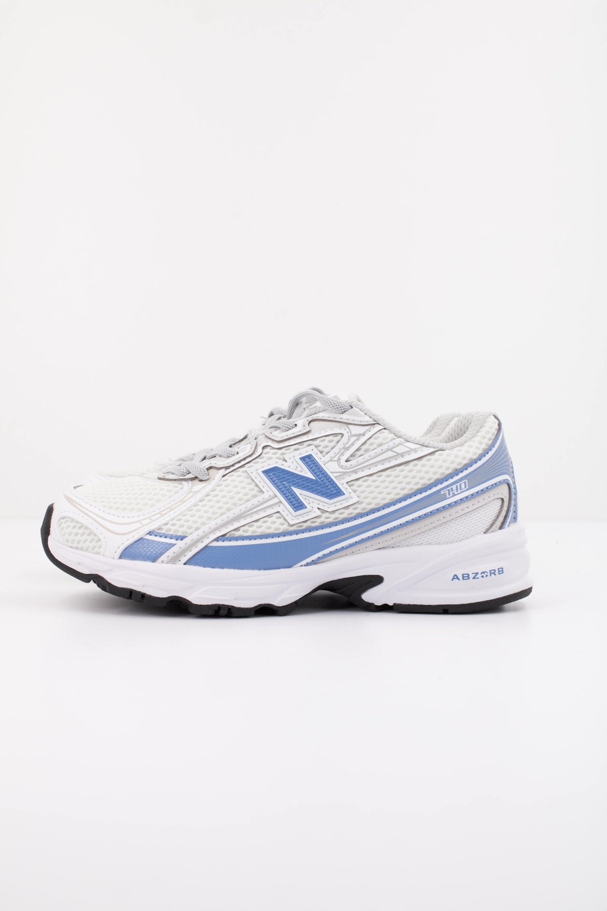 NEW BALANCE P V en color BLANCO (1)