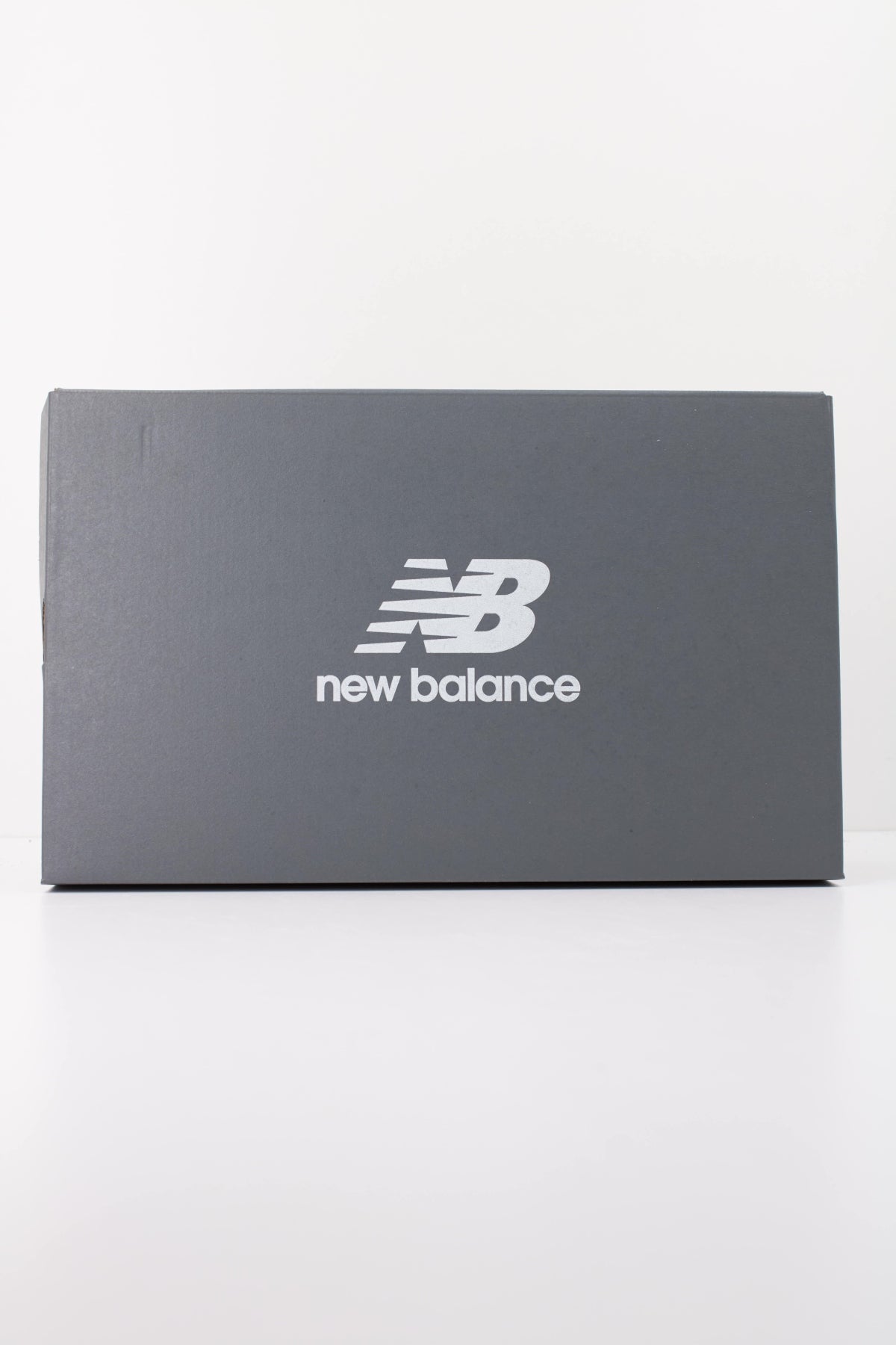 NEW BALANCE G EG G EG en color BLANCO (6)