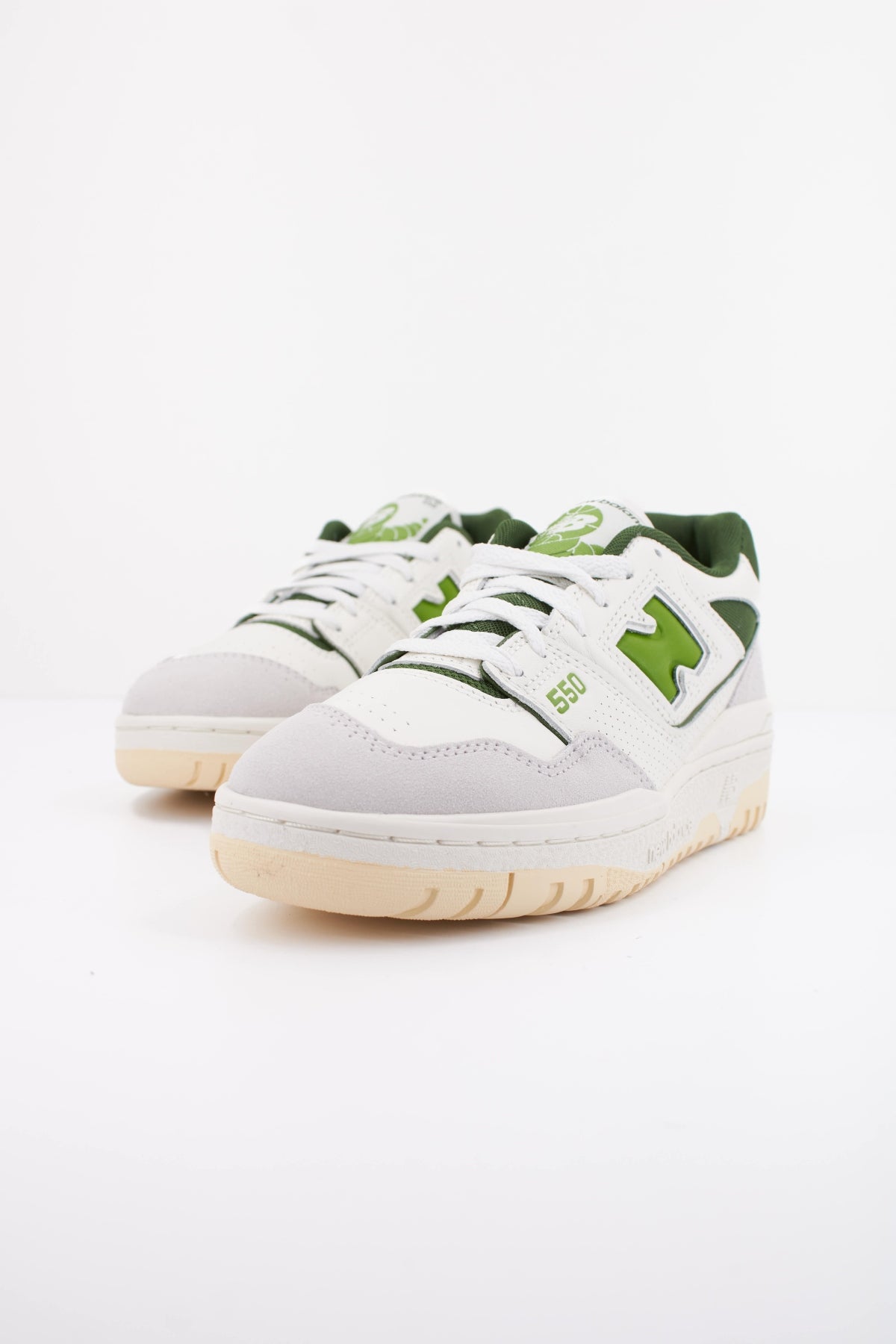 NEW BALANCE BB EGR en color BLANCO (2)