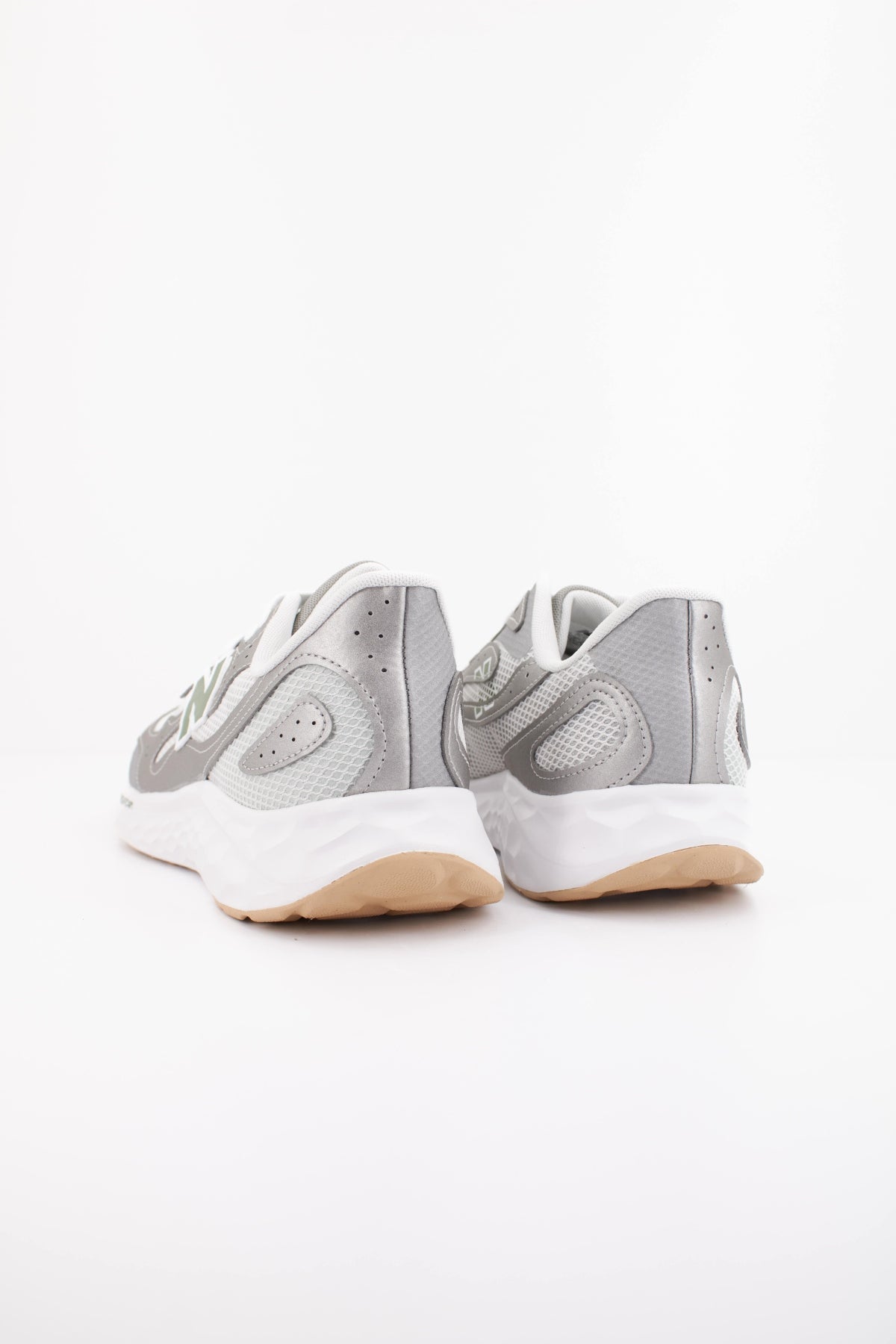 NEW BALANCE MARIST A en color GRIS (4)