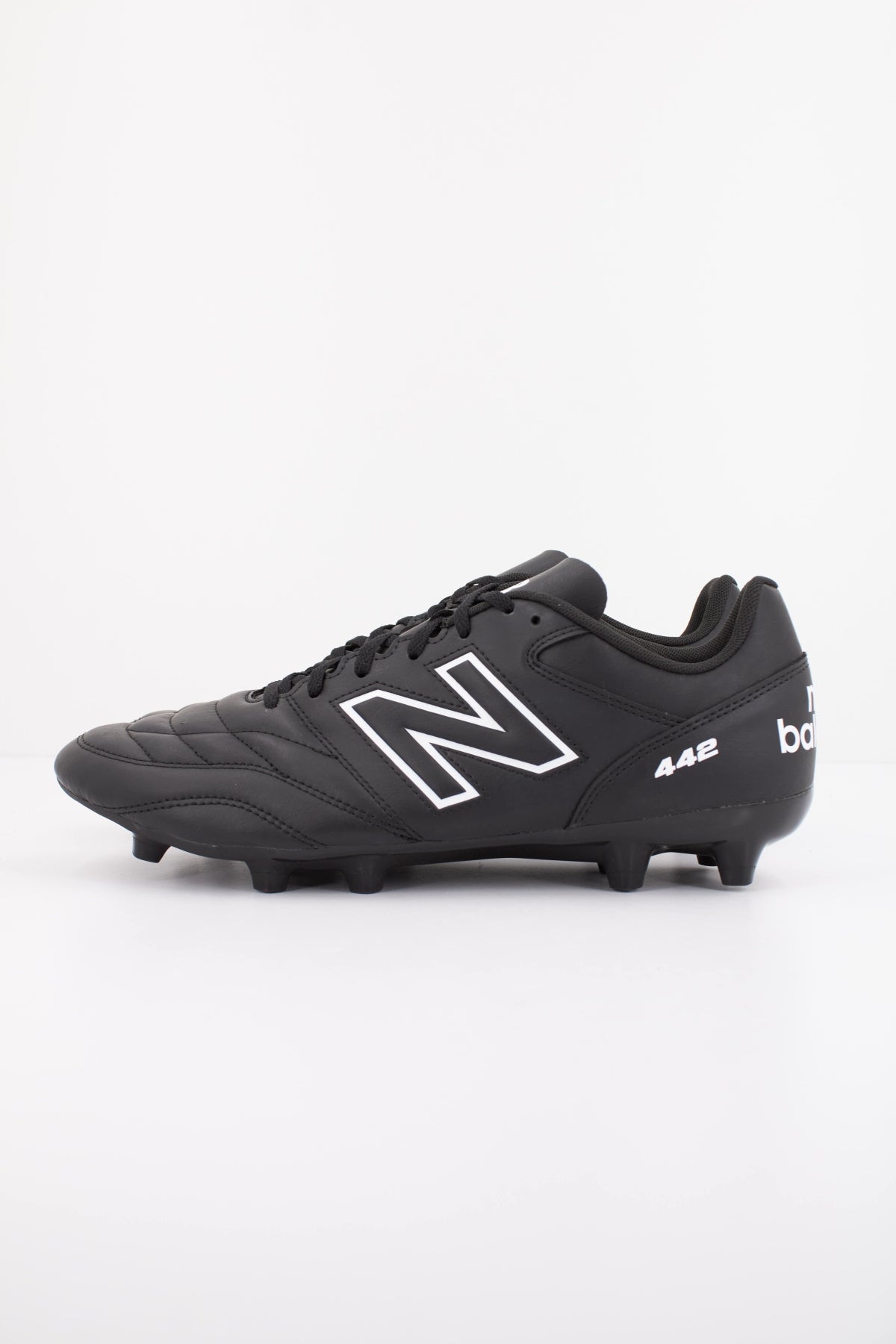 NEW BALANCE MS FBK en color NEGRO (1)