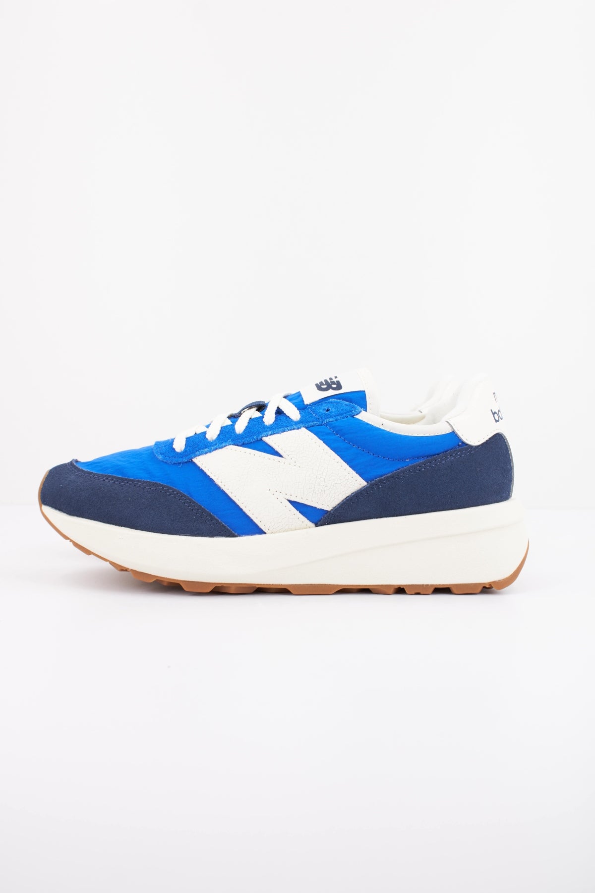 NEW BALANCE U VE en color AZUL (1)