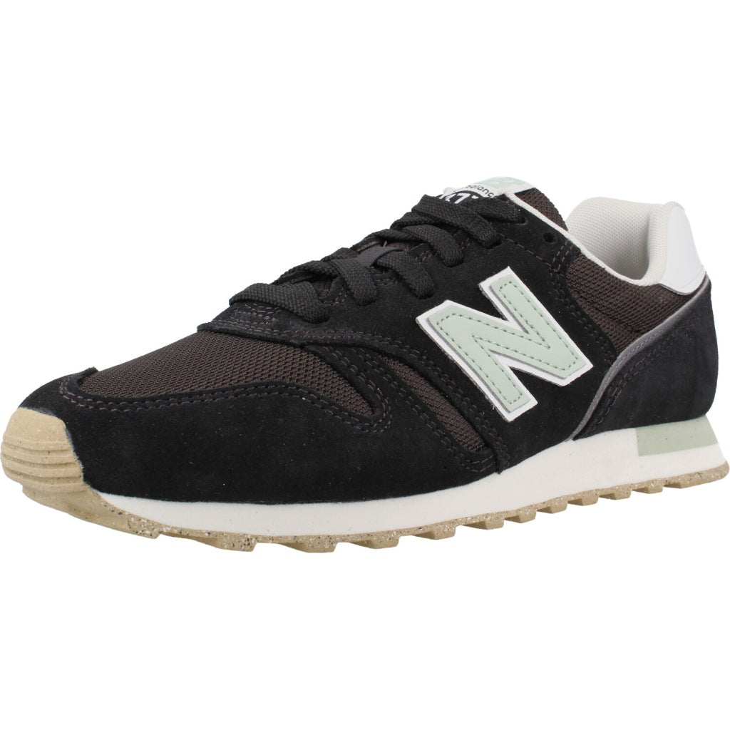 NEW BALANCE WL en color NEGRO (1)