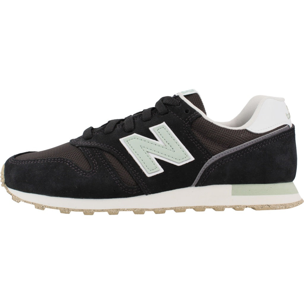 NEW BALANCE WL en color NEGRO (2)