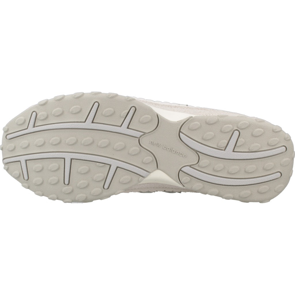 NEW BALANCE UL SZ en color BEIS (6)