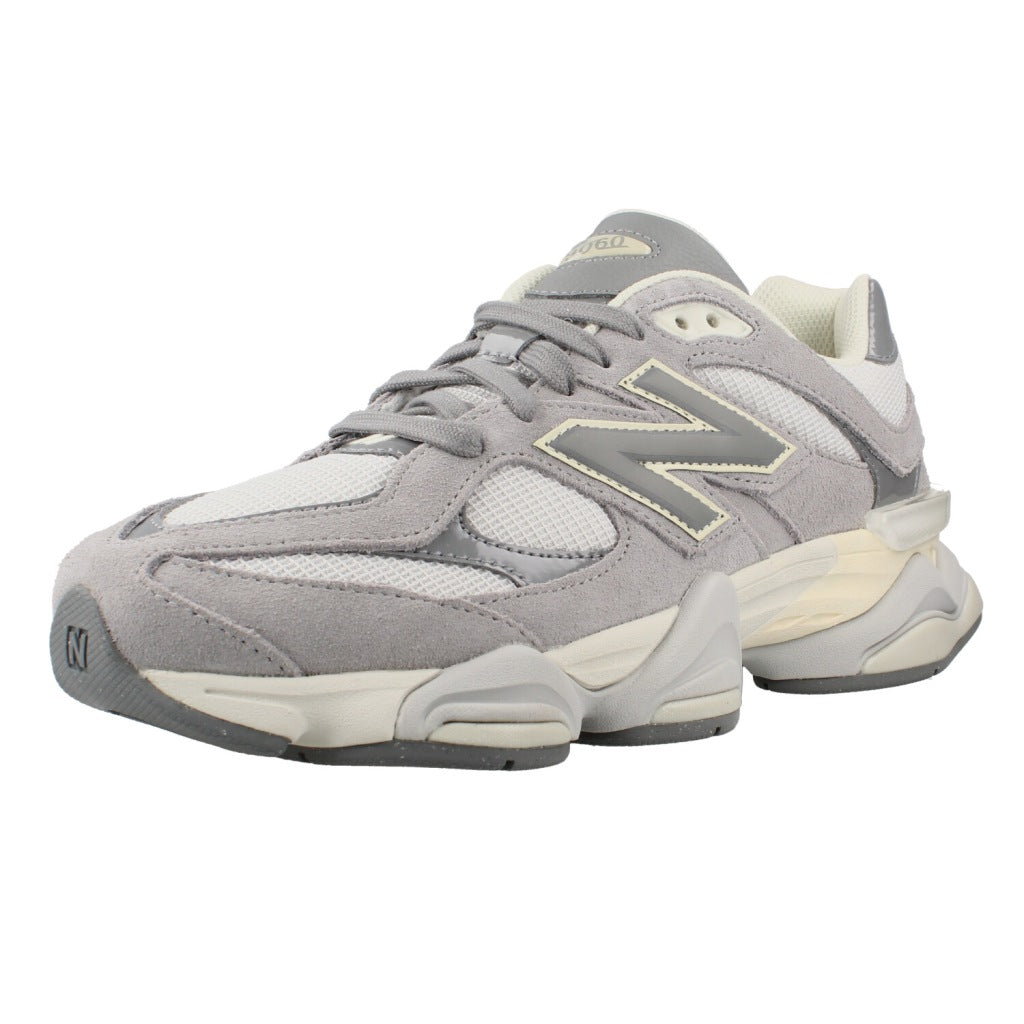 NEW BALANCE U Z DEPORTIVO en color GRIS (1)