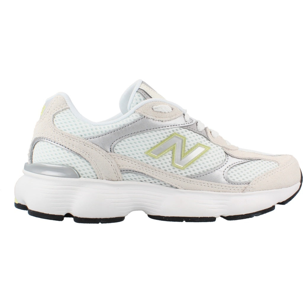 NEW BALANCE W DJ DEPORTIVO en color BEIS (4)