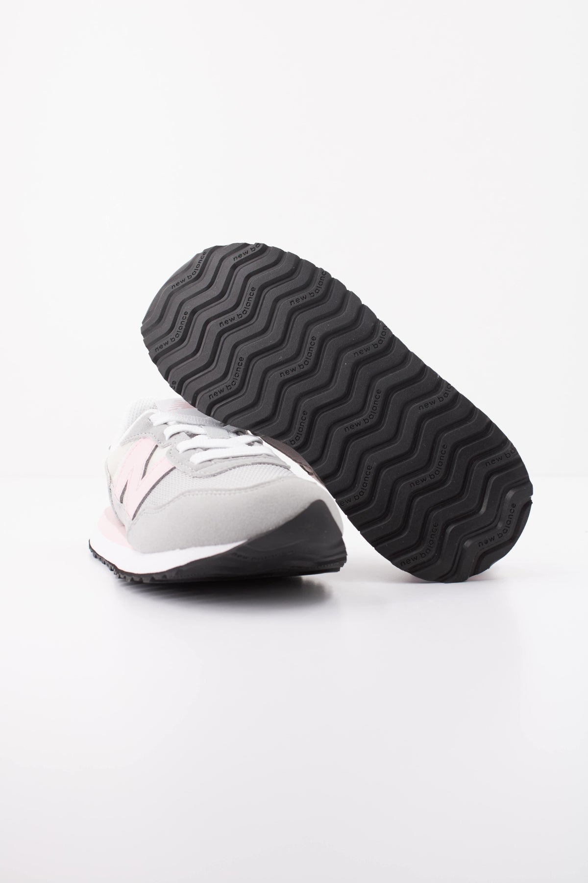 NEW BALANCE P DQ DEPORTIVO en color GRIS (5)