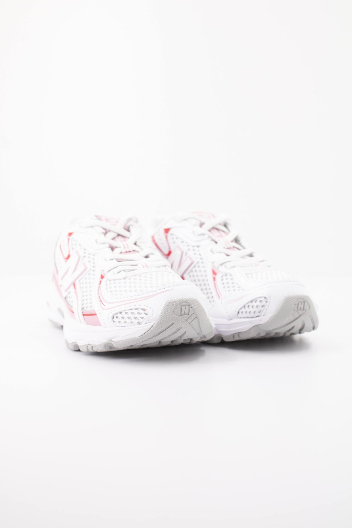 NEW BALANCE PZ EPT DEPORTIVO en color BLANCO (2)
