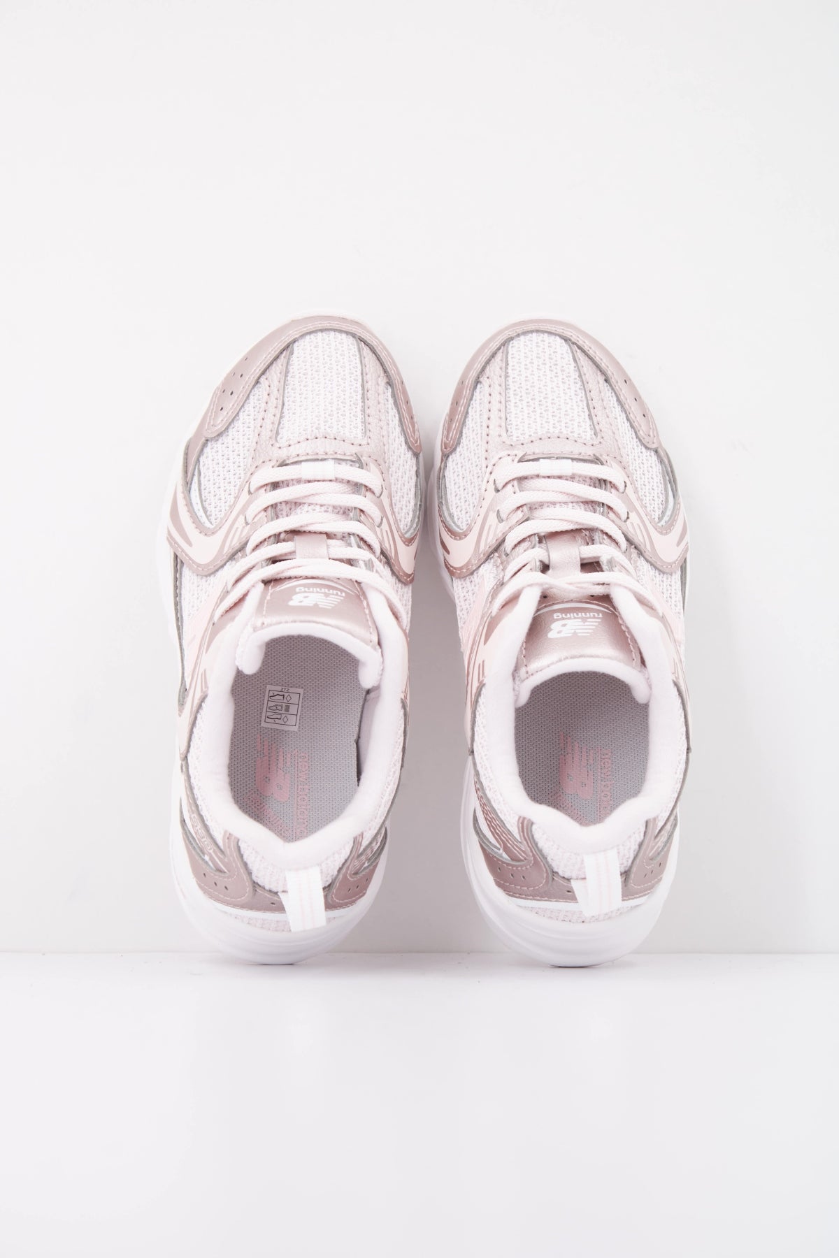 NEW BALANCE P ZV DEPORTIVO en color ROSA (3)