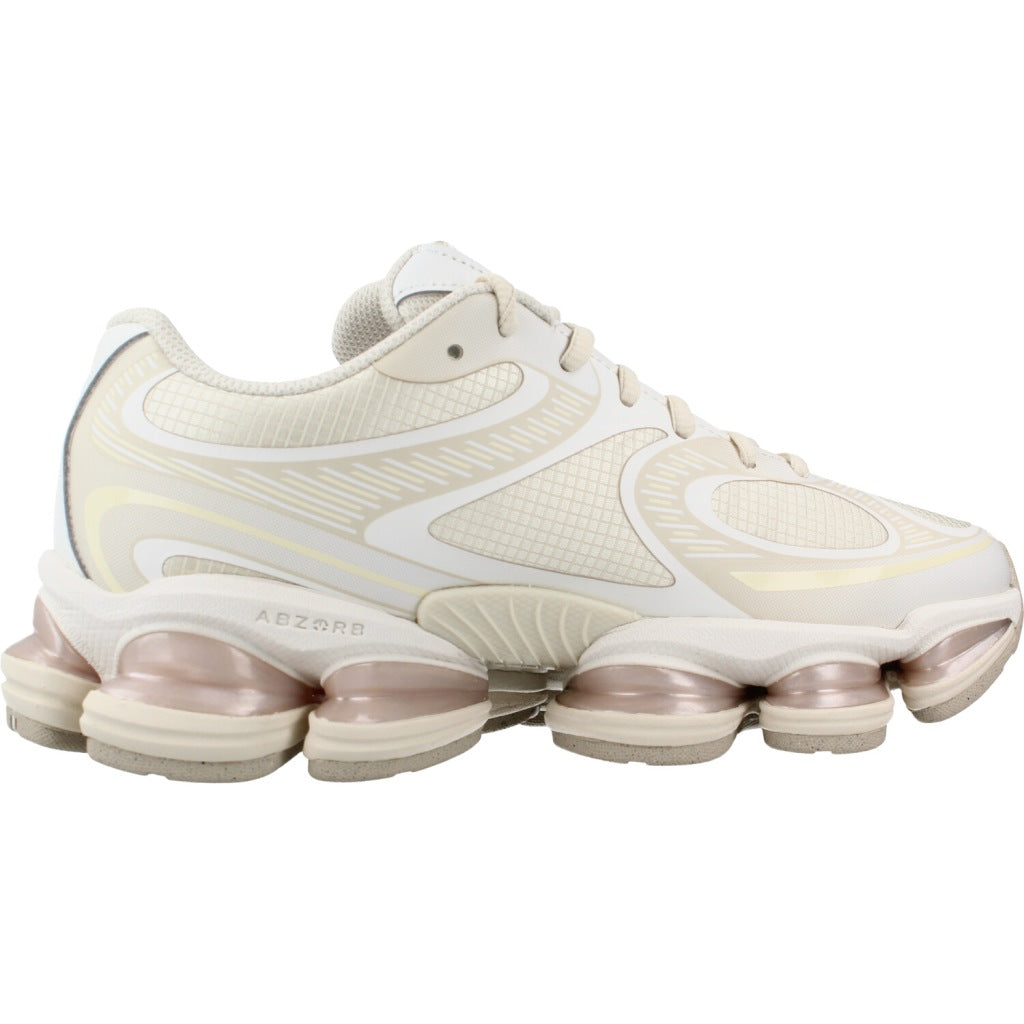 NEW BALANCE U en color BLANCO (4)