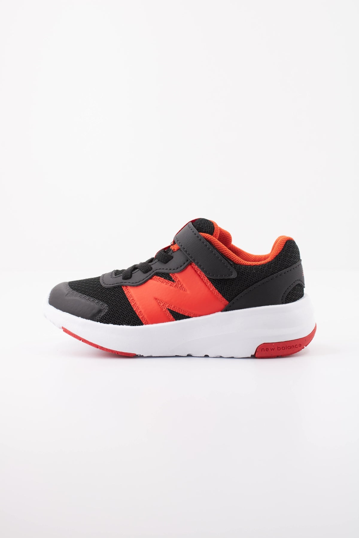 NEW BALANCE I M DEPORTIVO en color NEGRO (1)