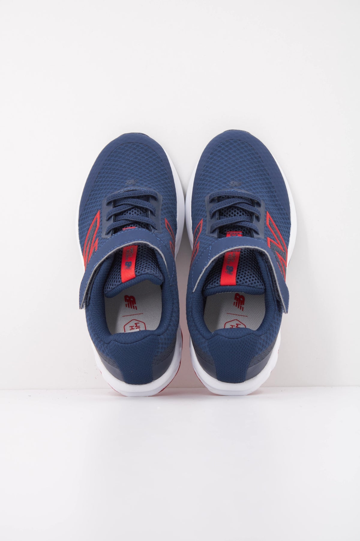 NEW BALANCE P en color AZUL (8)
