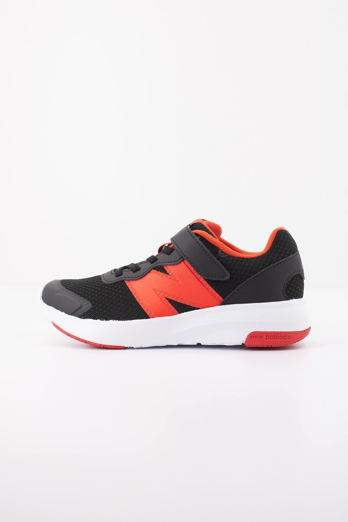 NEW BALANCE P AA DEPORTIVO en color NEGRO (1)