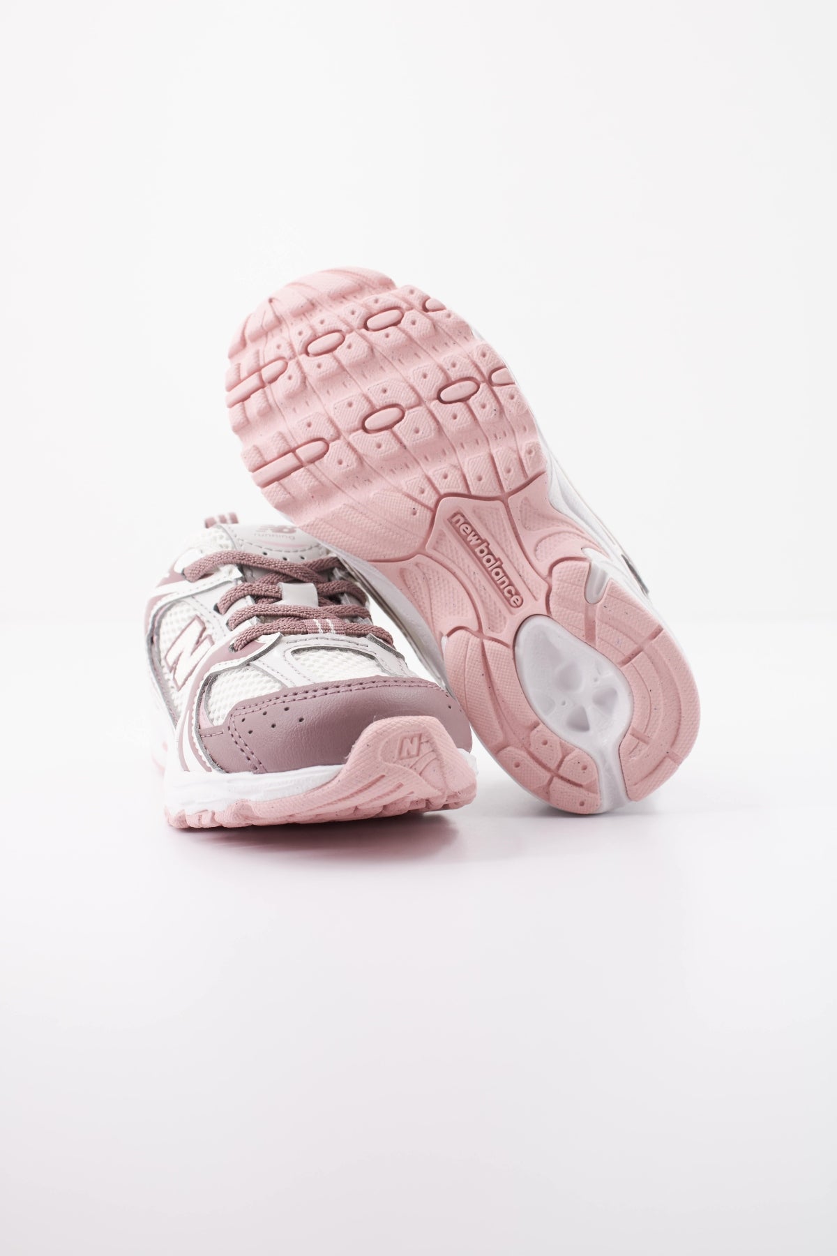 NEW BALANCE I G DEPORTIVO en color GRIS (5)