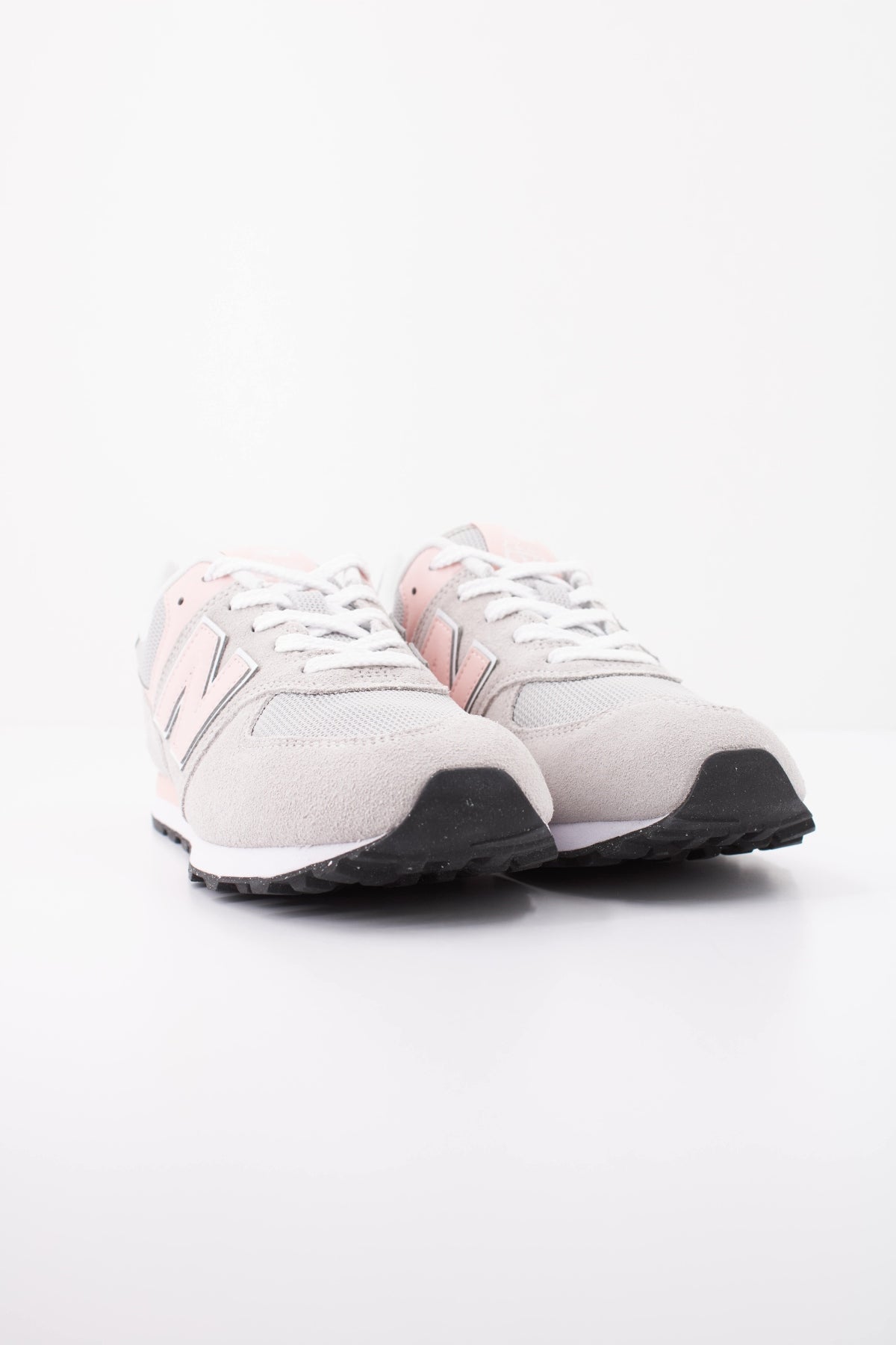 NEW BALANCE GC EVK DEPORTIVO en color BEIS (2)