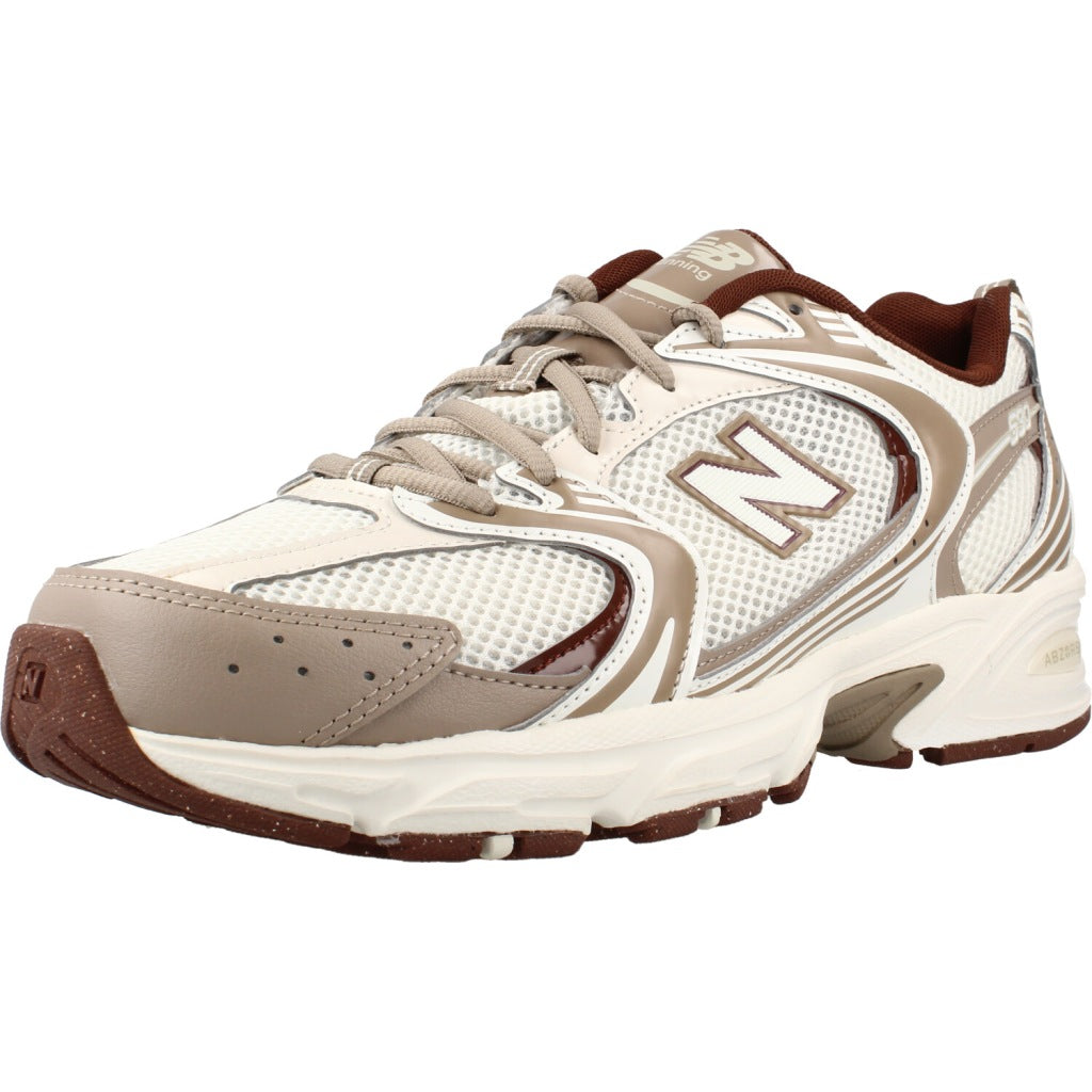 NEW BALANCE U COB DEPORTIVO en color BEIS (1)
