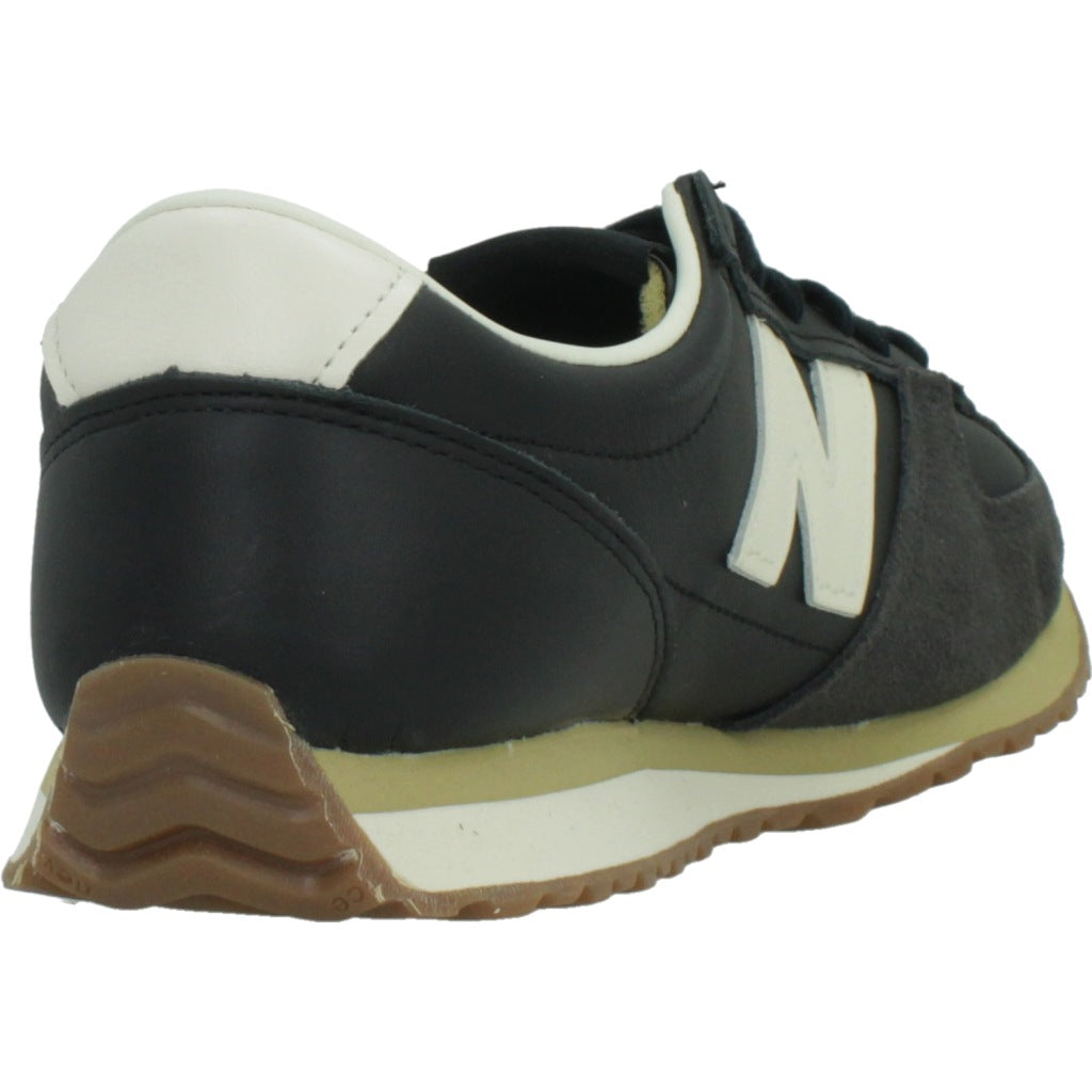 NEW BALANCE U TD DEPORTIVO en color NEGRO (3)