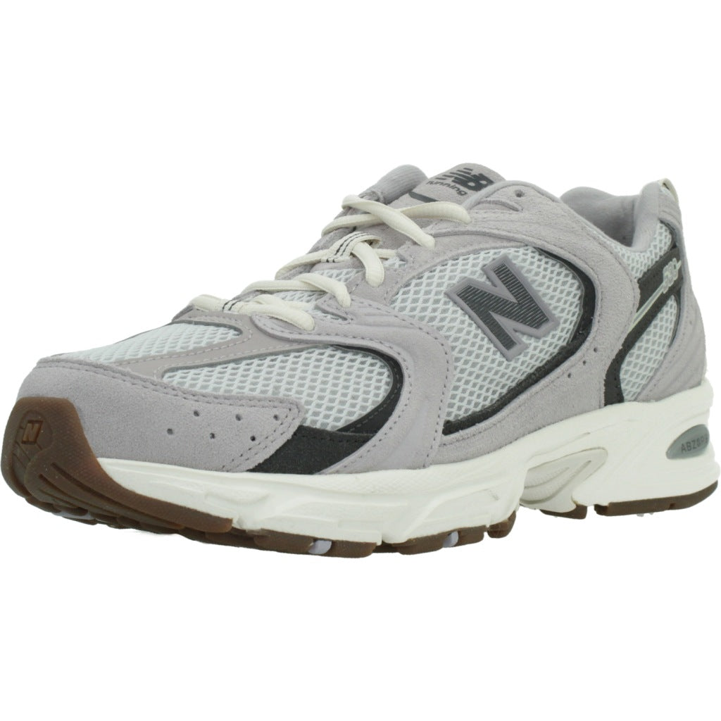 NEW BALANCE U SCB DEPORTIVO en color GRIS (1)