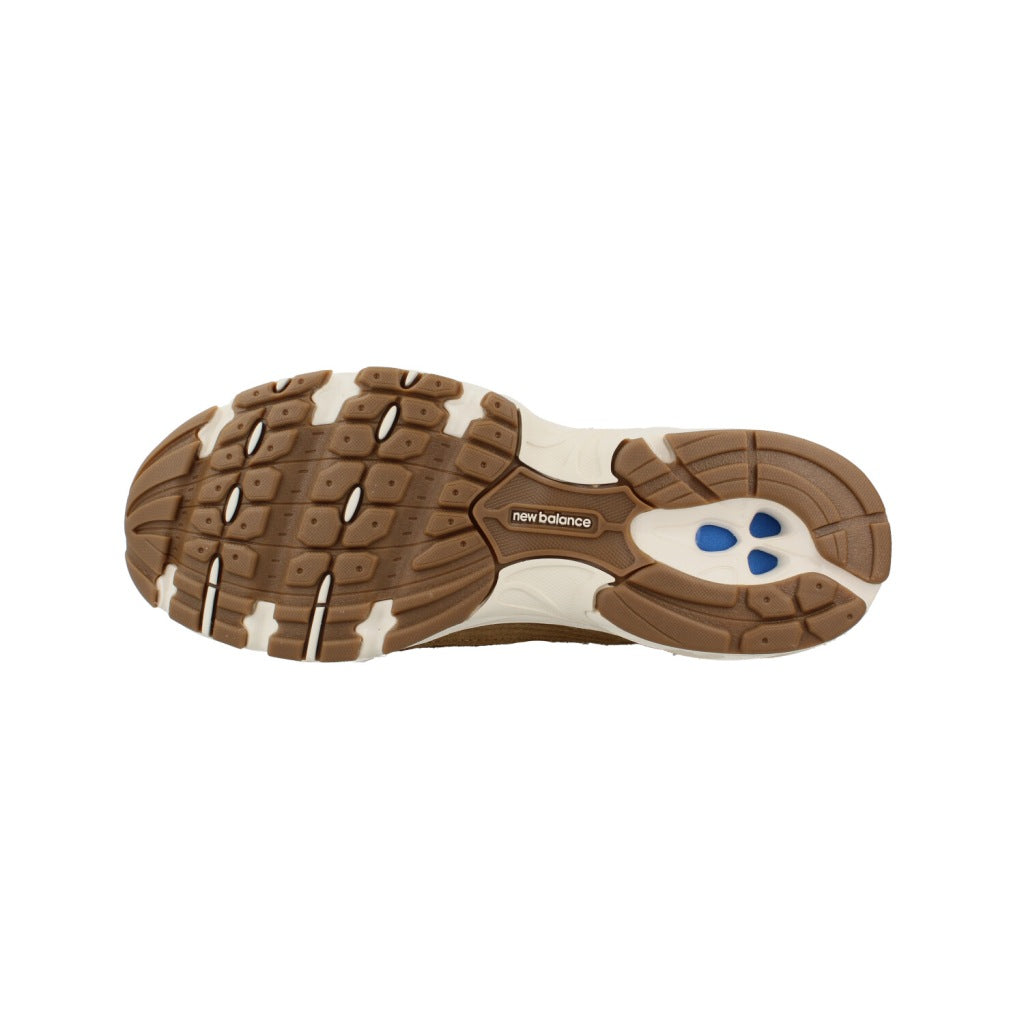 NEW BALANCE U SCC DEPORTIVO en color MARRON CLARO (6)
