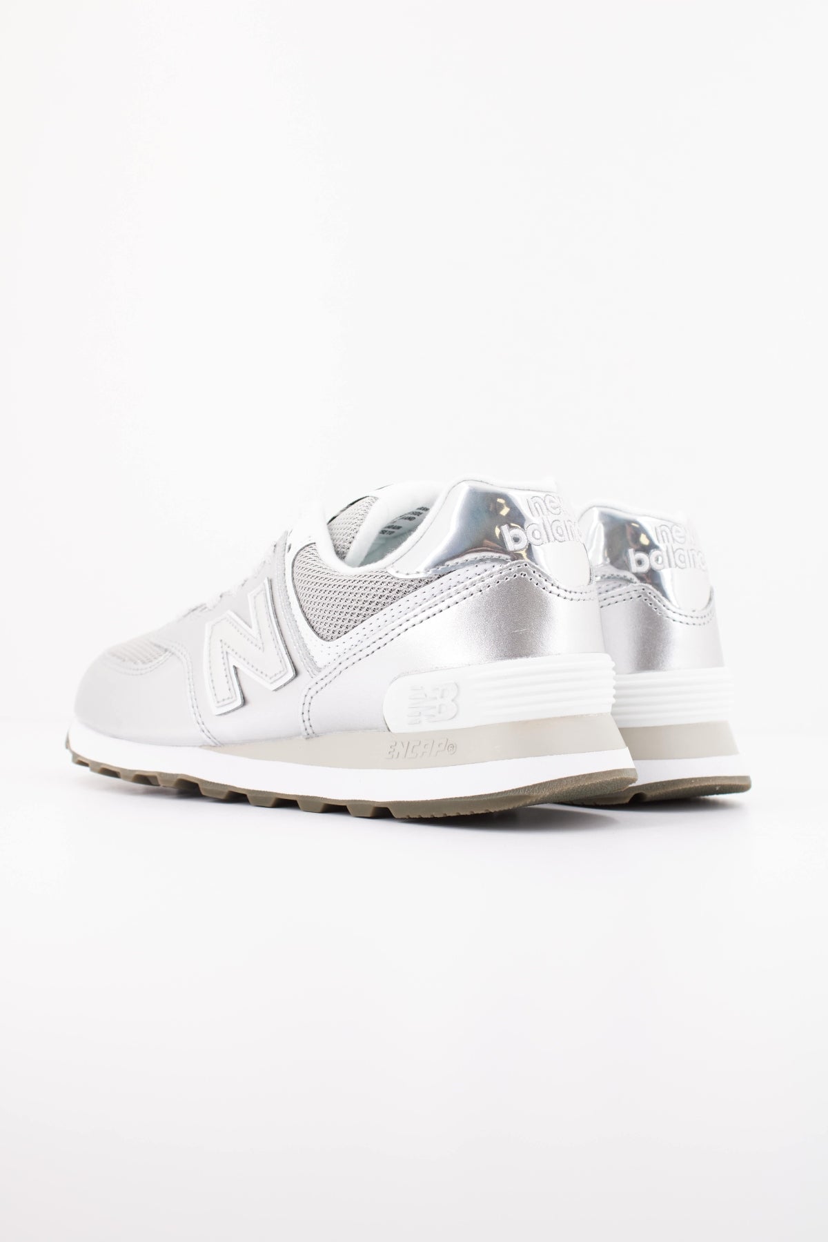 NEW BALANCE W DEPORTIVO en color PLATA (4)