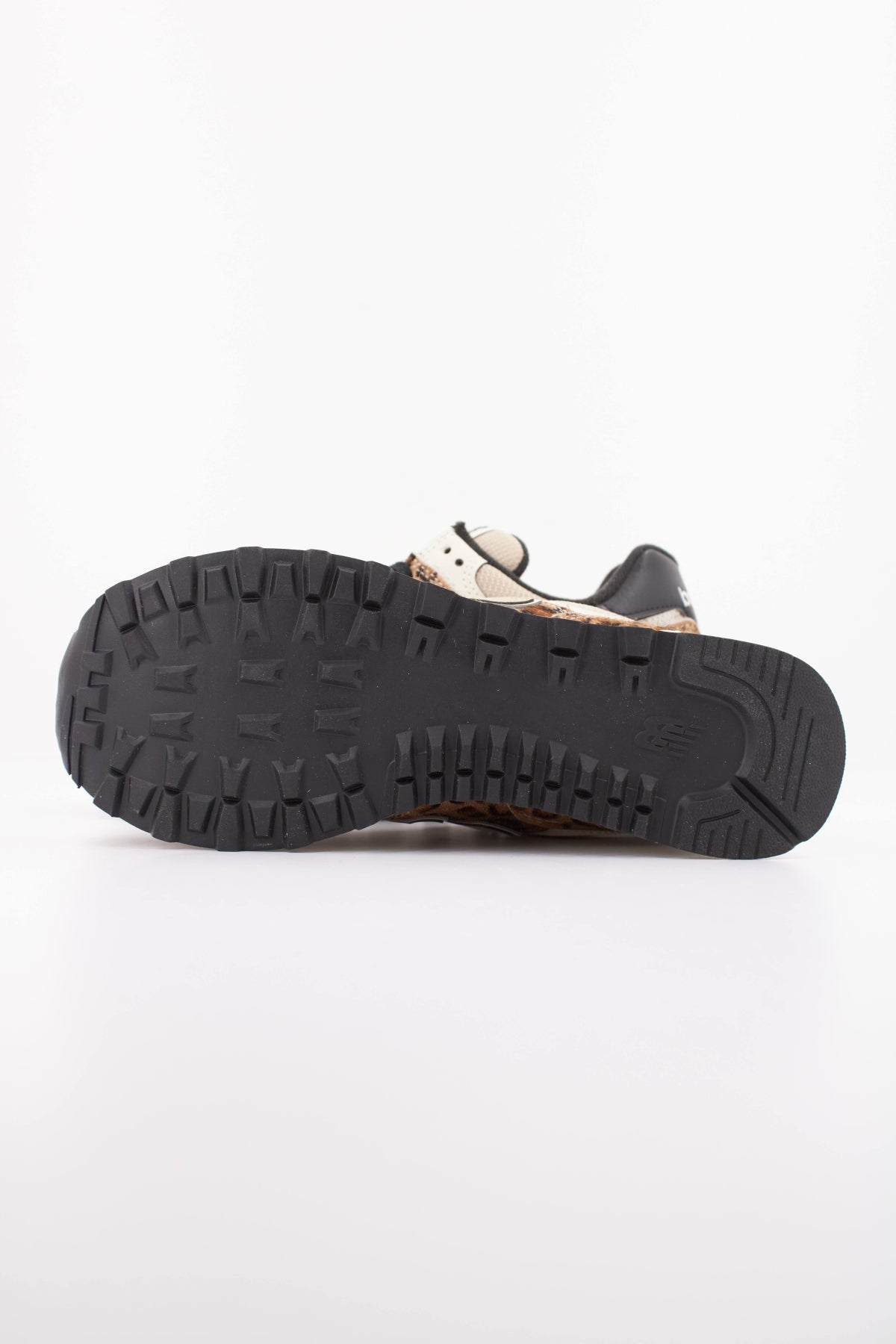 NEW BALANCE W en color ANIMAL PRINT (5)