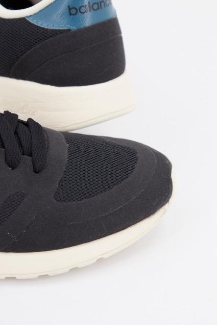 NEW BALANCE TB LIFESTYLE REVLITE en color NEGRO (3)